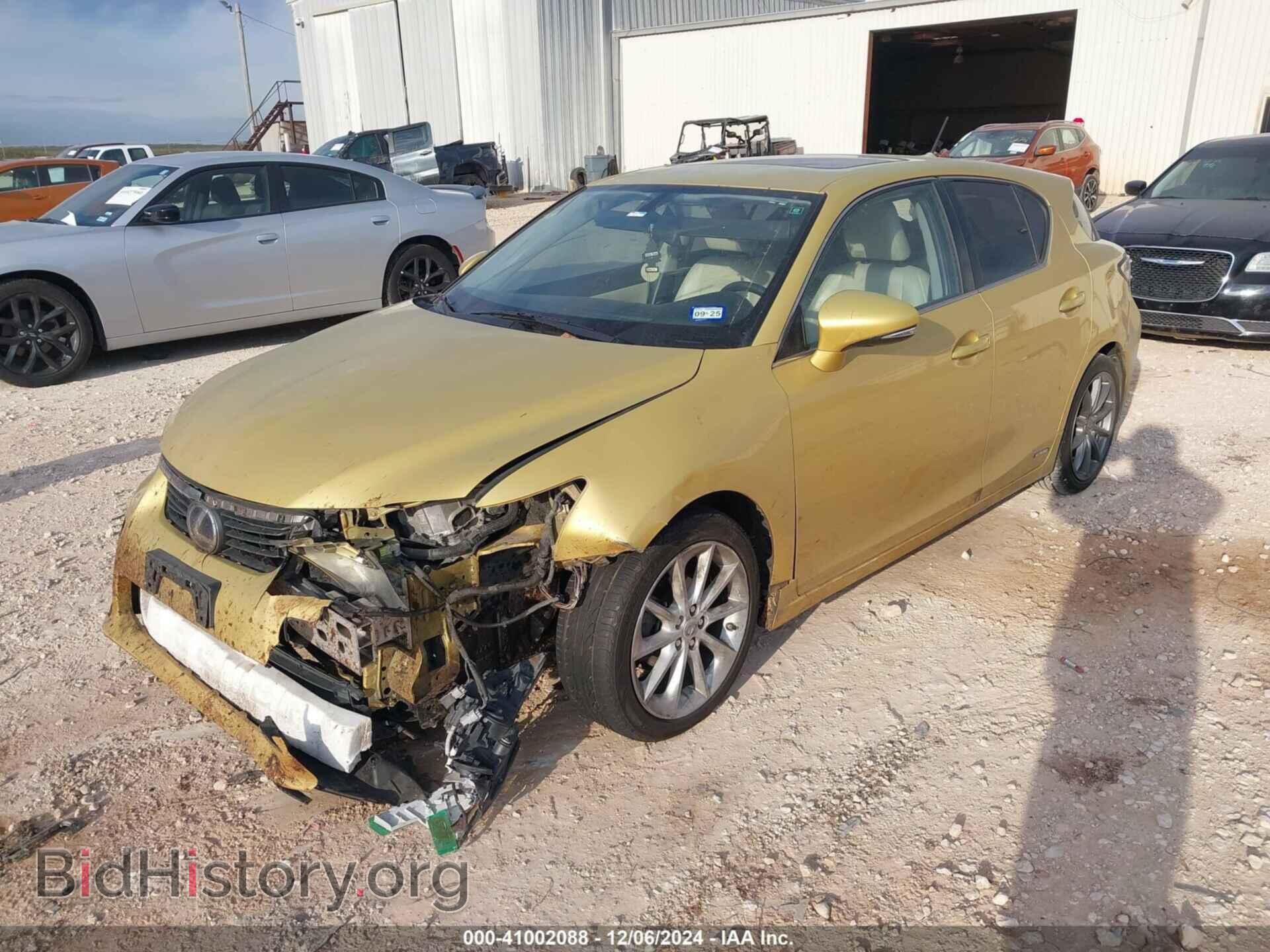 2011 LEXUS CT 200H - VIN: JTHKD5BH9B2014143 - Фото 2