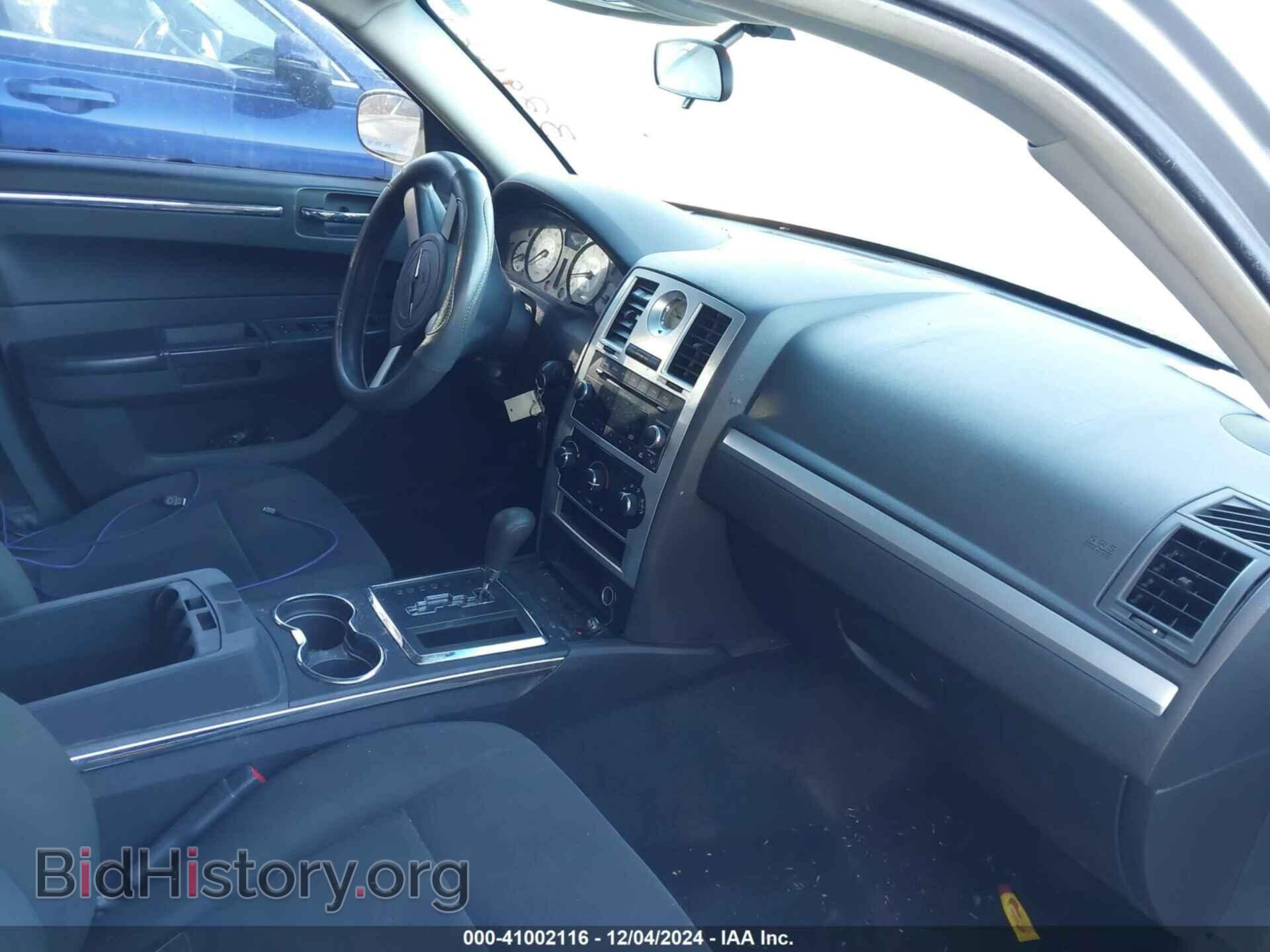 2010 CHRYSLER 300 - VIN: 2C3CA4CD4AH329687 - Фото 5