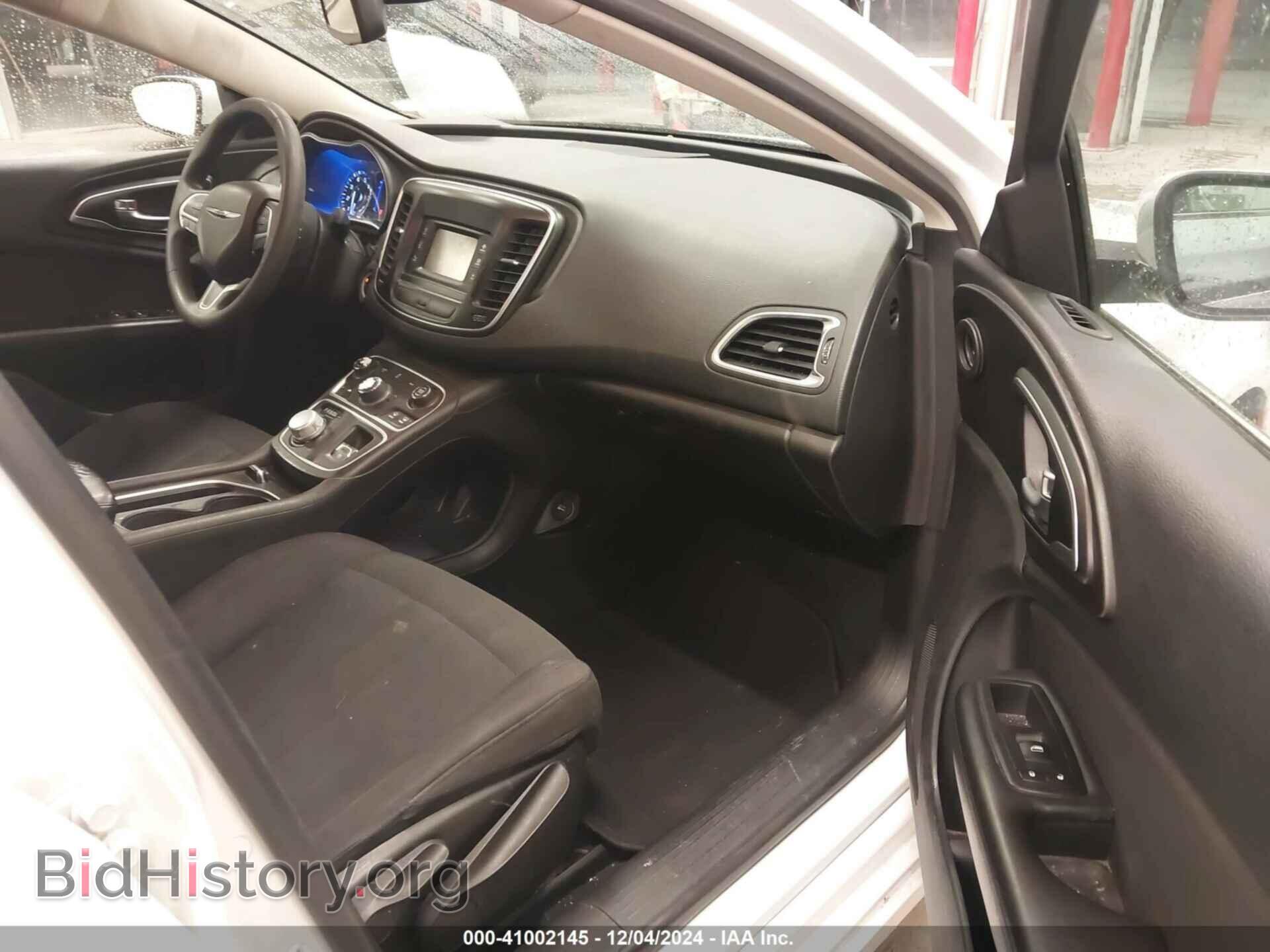 2016 CHRYSLER 200 - VIN: 1C3CCCAB9GN122041 - Фото 5