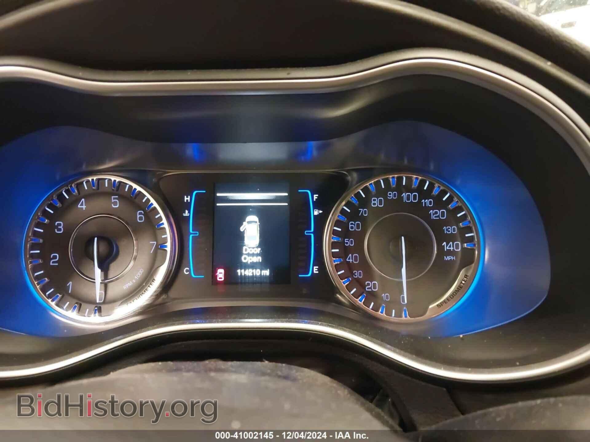 2016 CHRYSLER 200 - VIN: 1C3CCCAB9GN122041 - Фото 7