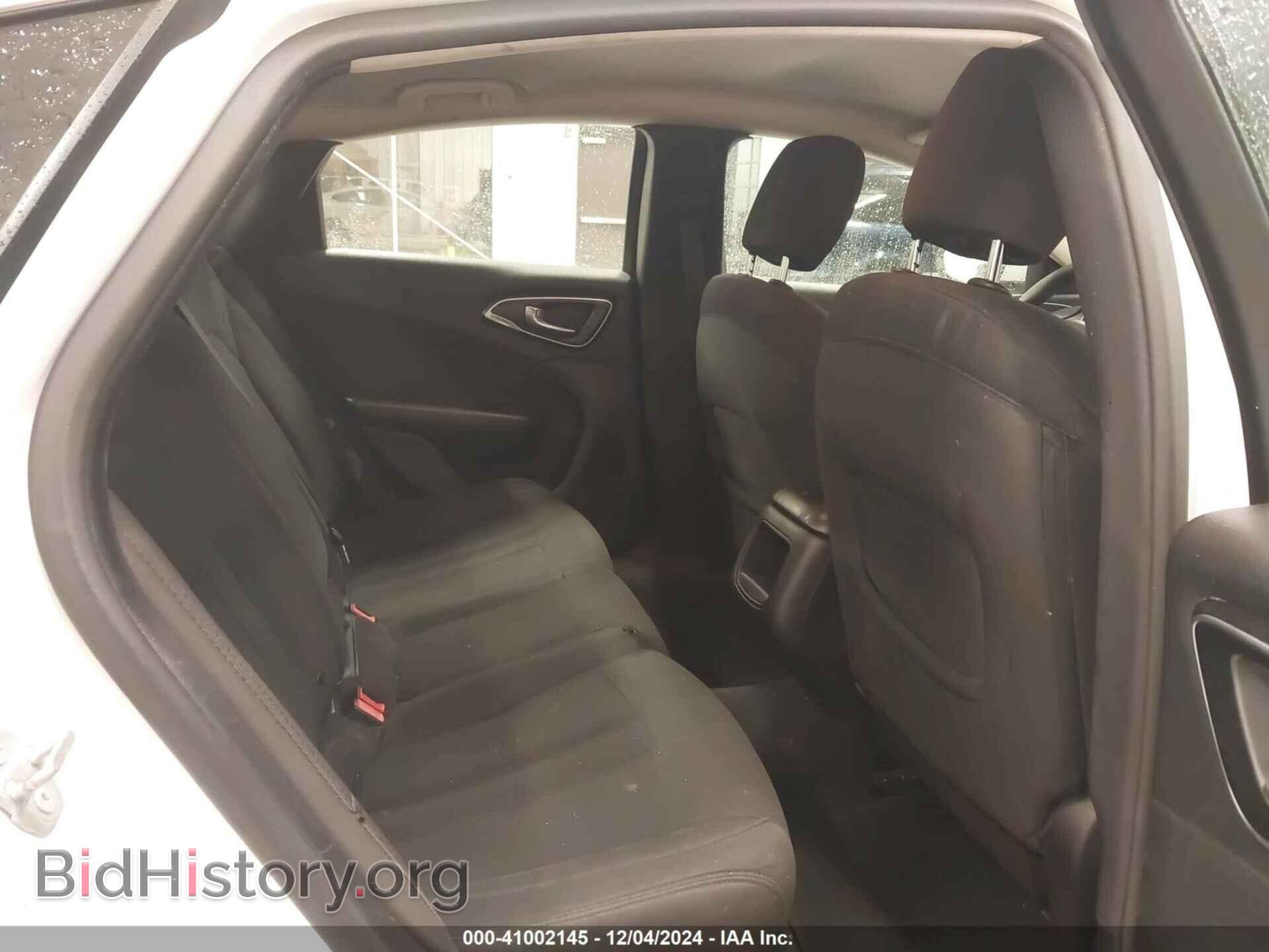 2016 CHRYSLER 200 - VIN: 1C3CCCAB9GN122041 - Фото 8