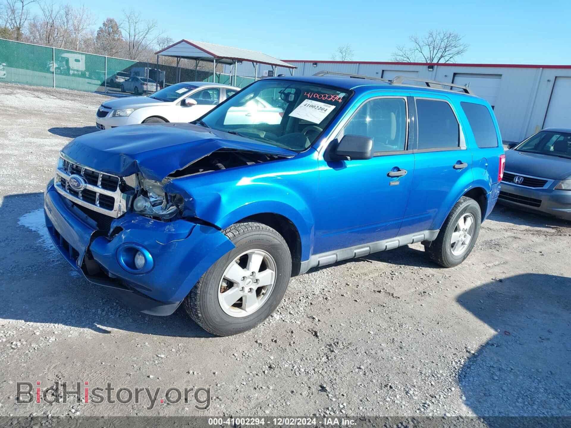 2011 FORD ESCAPE - VIN: 1FMCU0D70BKC16104 - Фото 2