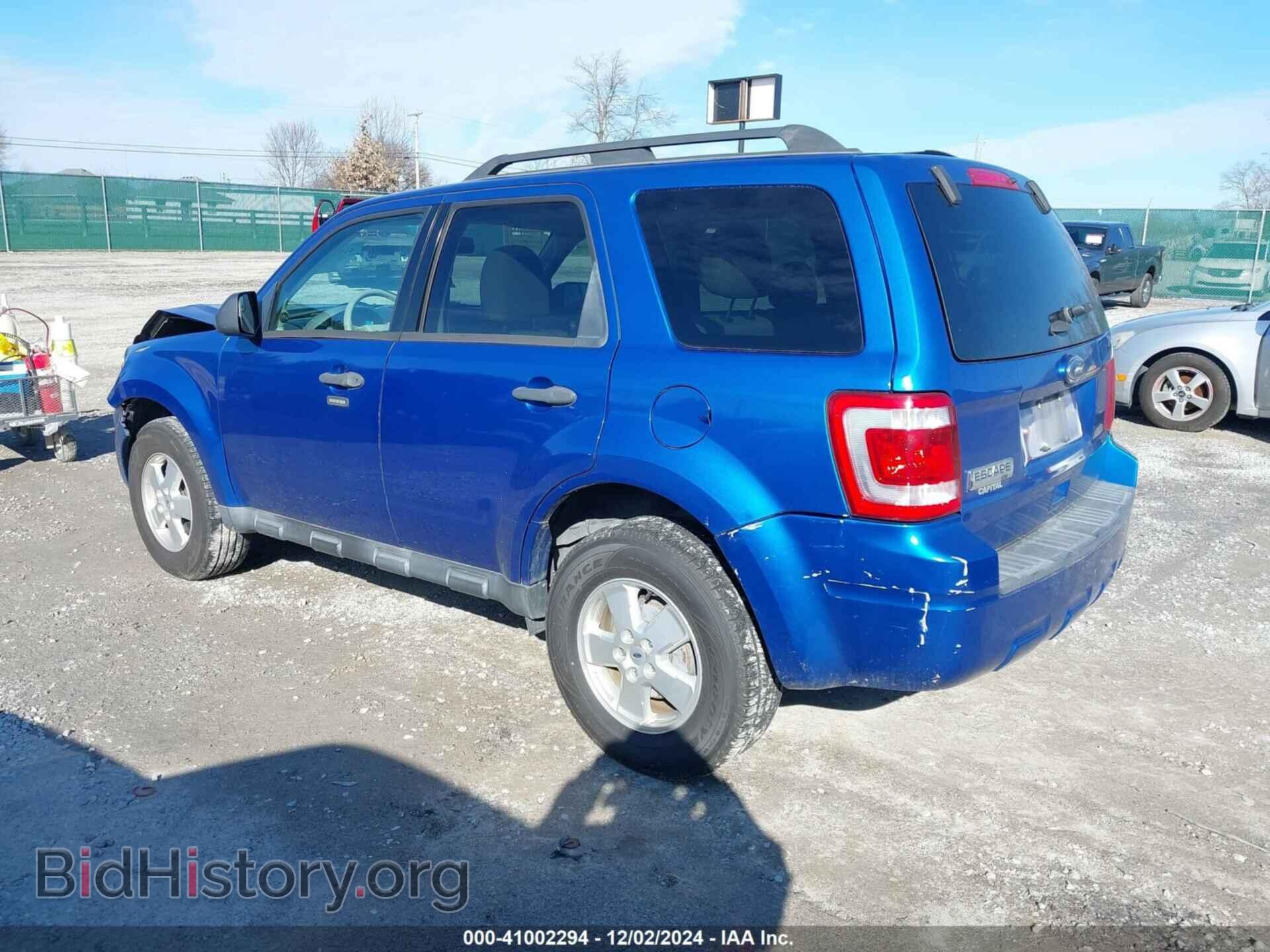 2011 FORD ESCAPE - VIN: 1FMCU0D70BKC16104 - Фото 3