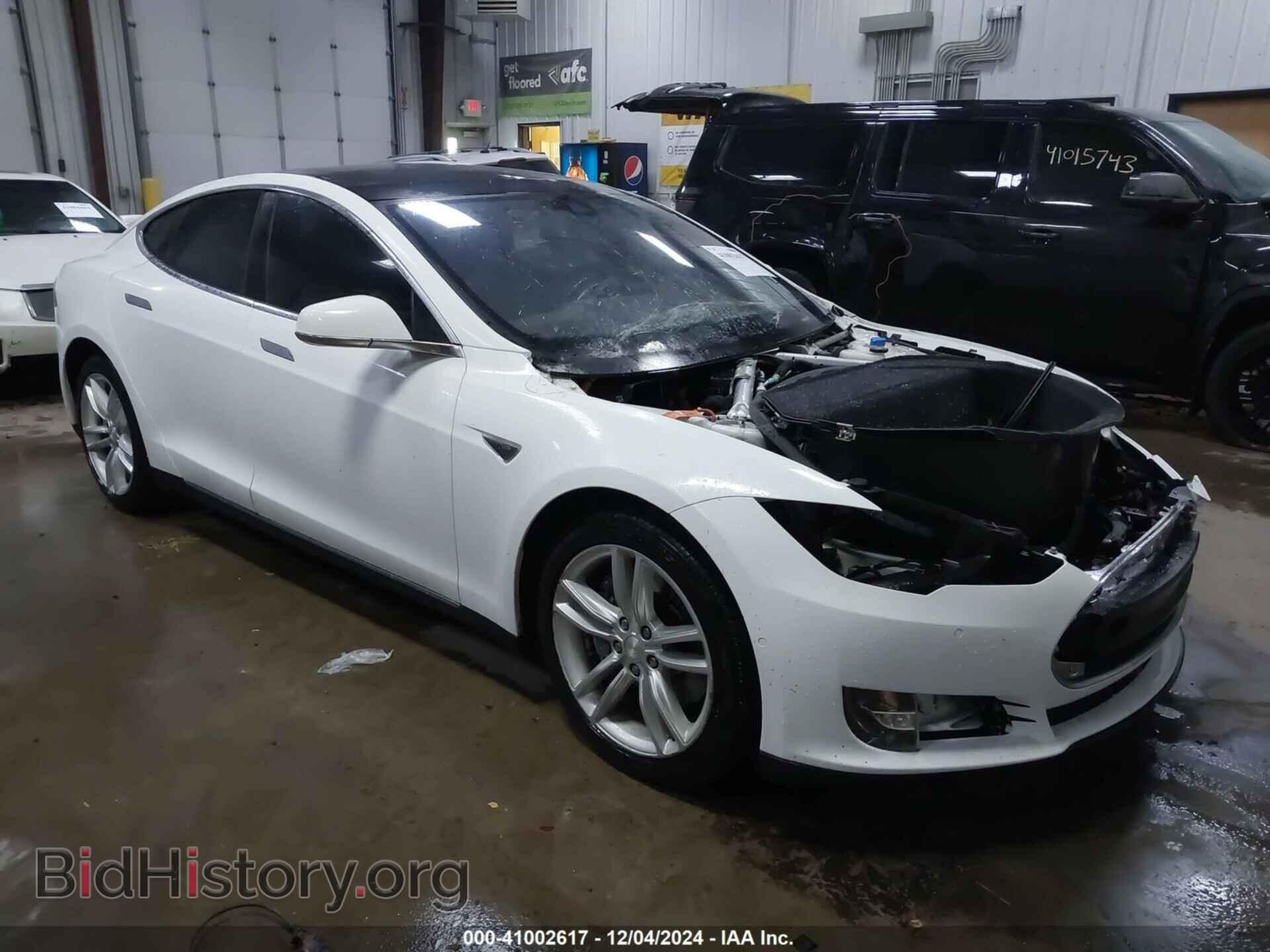 Фотография 5YJSA1H23FF086058 - TESLA MODEL S 2015