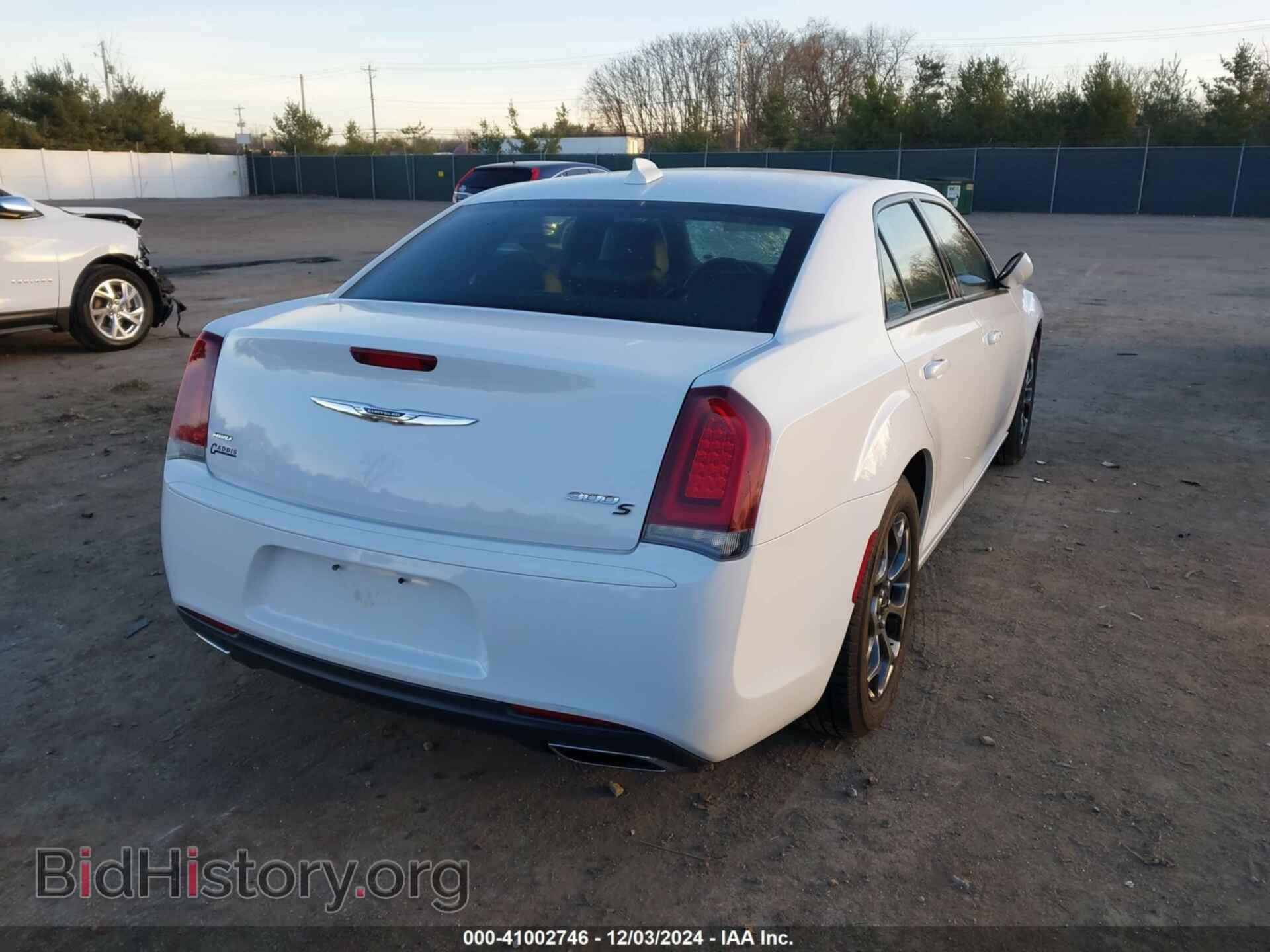 2017 CHRYSLER 300 - VIN: 2C3CCAGG2HH507054 - Фото 4