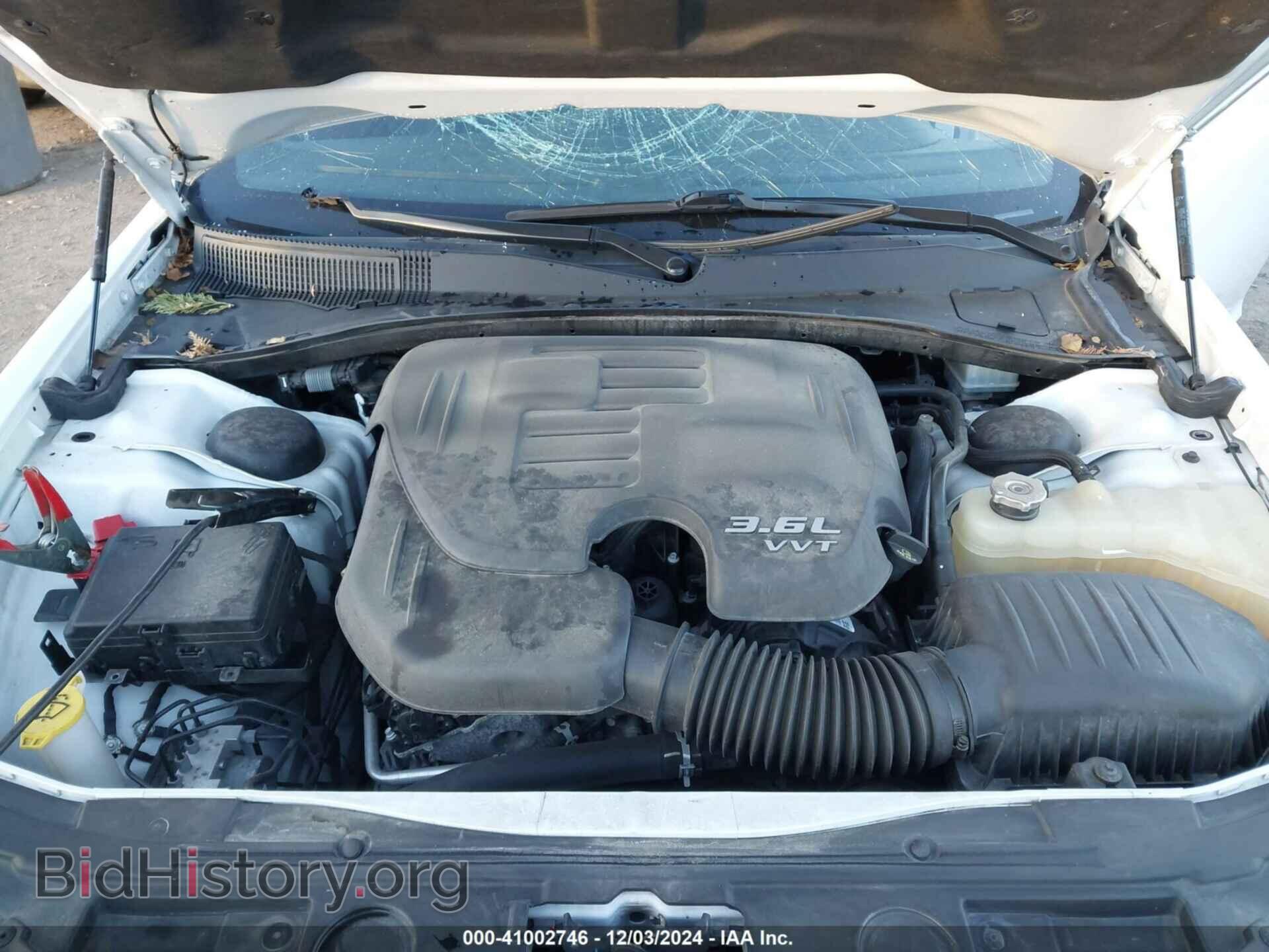 2017 CHRYSLER 300 - VIN: 2C3CCAGG2HH507054 - Фото 10