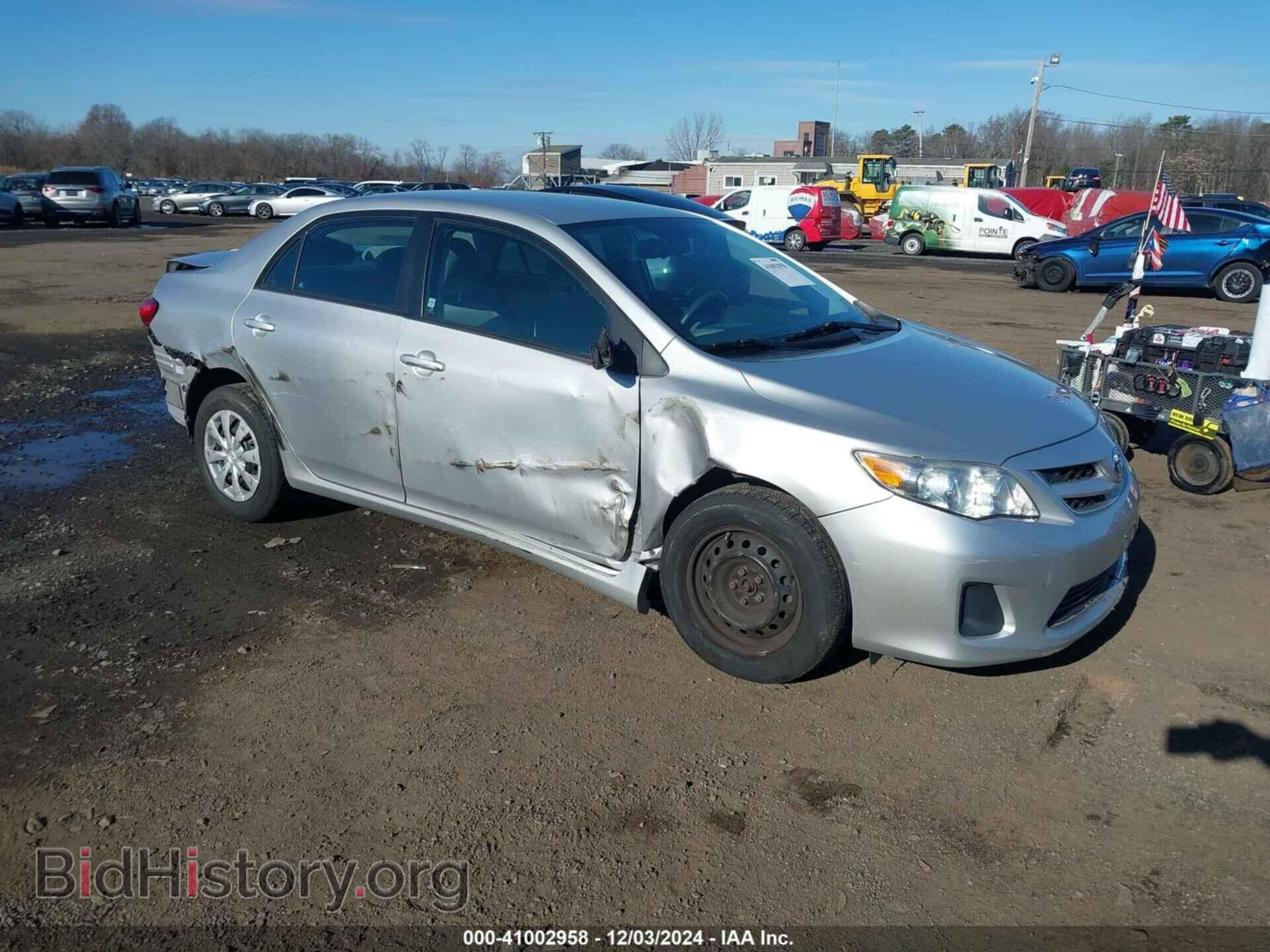 Photo 2T1BU4EEXBC717166 - TOYOTA COROLLA 2011