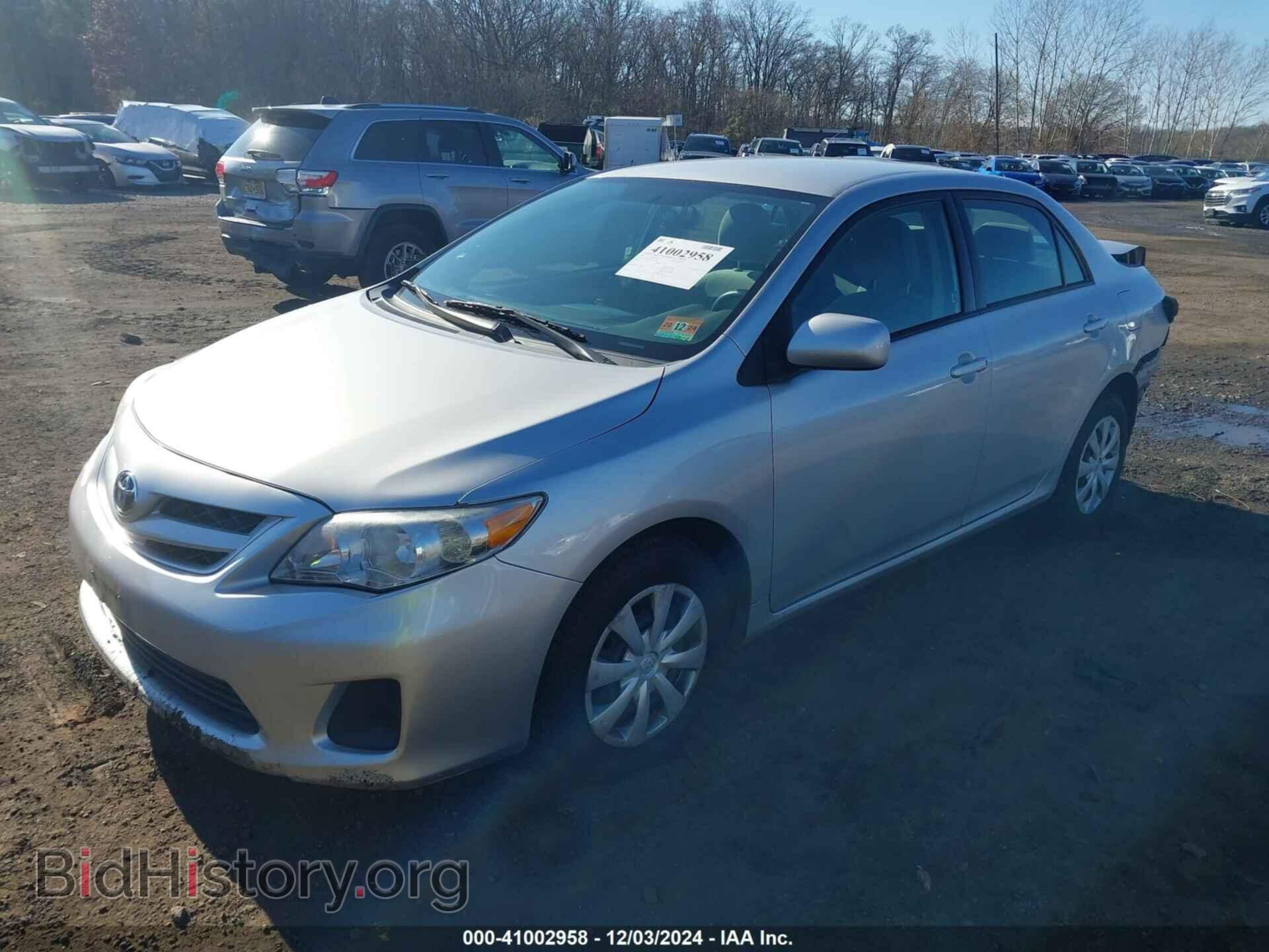 2011 TOYOTA COROLLA - VIN: 2T1BU4EEXBC717166 - Фото 2
