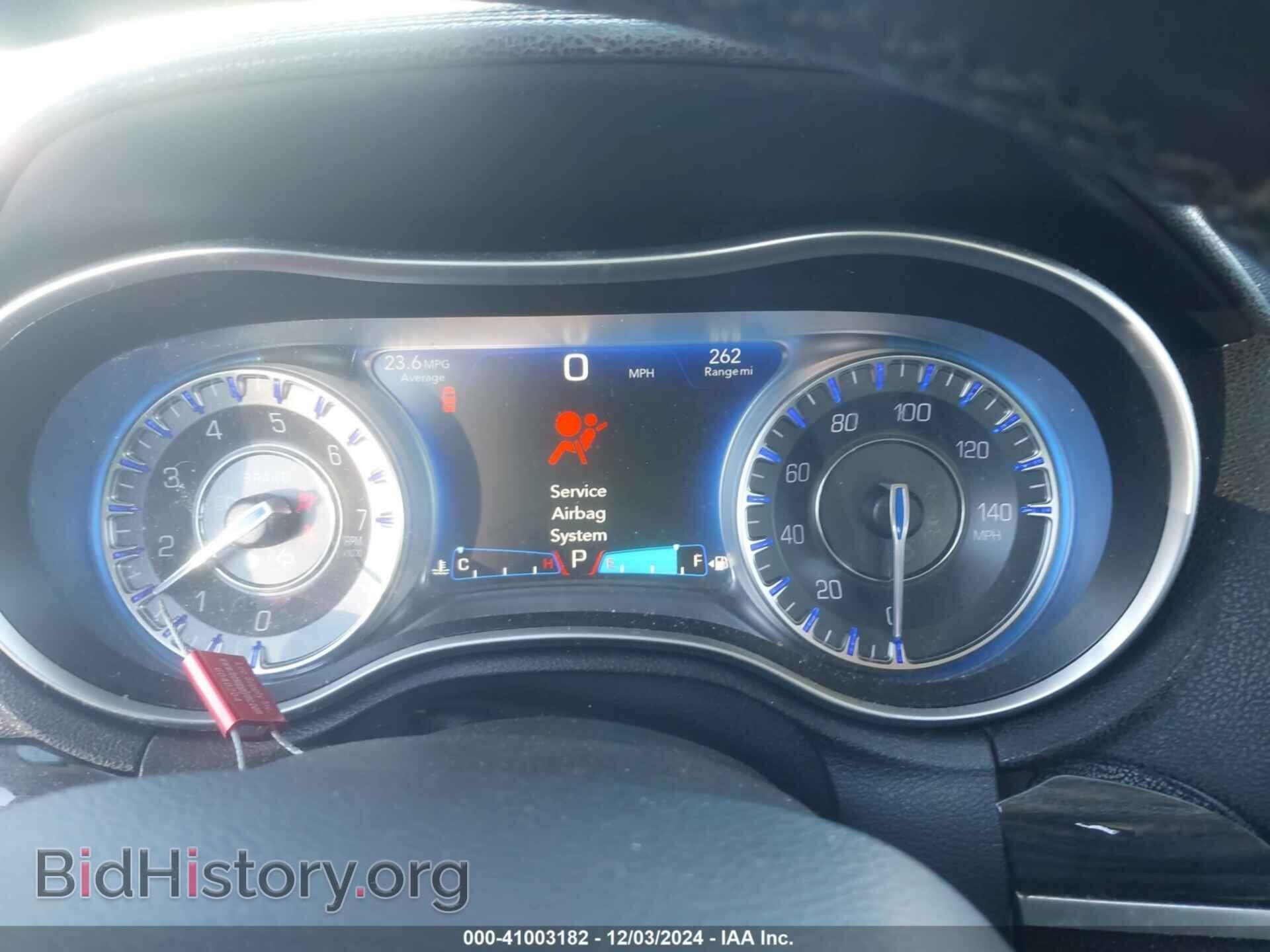 2016 CHRYSLER 300 - VIN: 2C3CCAAG0GH306339 - Фото 7
