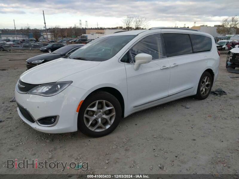 2018 Chrysler PACIFICA (VIN 2C4RC1EG4JR167043) — фото 2 из 15