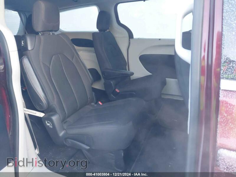 2018 Chrysler PACIFICA (VIN 2C4RC1FG6JR315529) — фото 8 из 16
