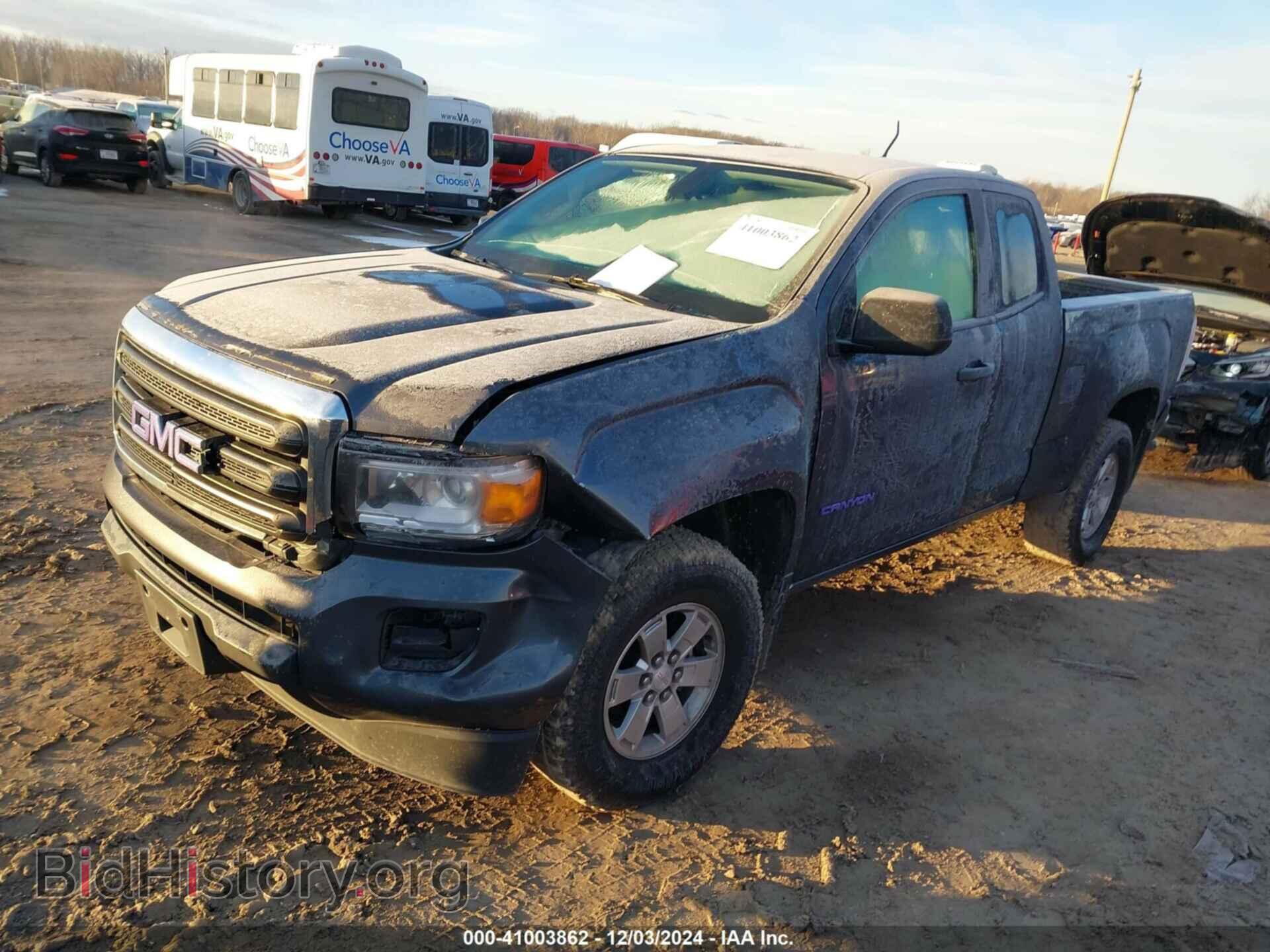 2017 GMC CANYON - VIN: 1GTH5BEA2H1323599 - Photo 2