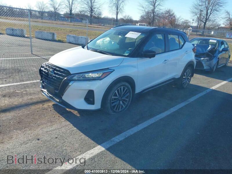 2021 Nissan KICKS (VIN 3N1CP5DV2ML464477) — photo 2 of 16