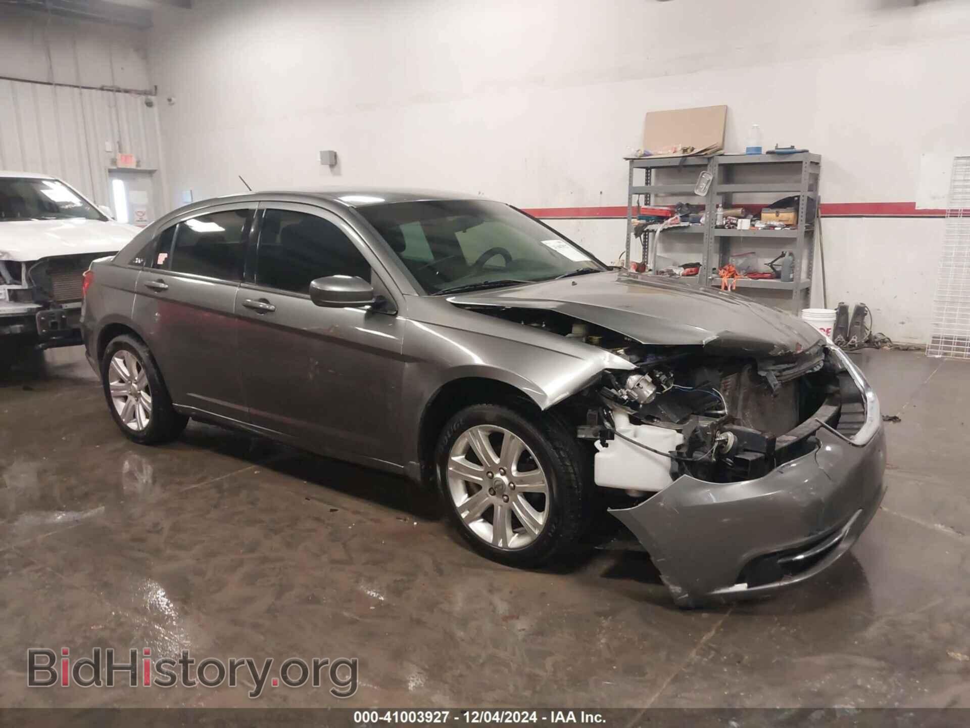 Фотография 1C3CCBBB6DN694933 - CHRYSLER 200 2013