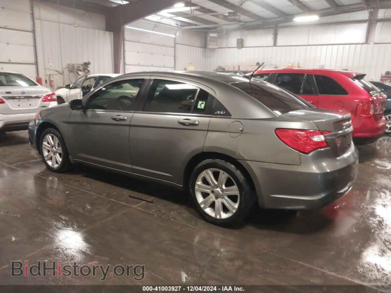 2013 Chrysler 200 (VIN 1C3CCBBB6DN694933) — photo 3 of 17