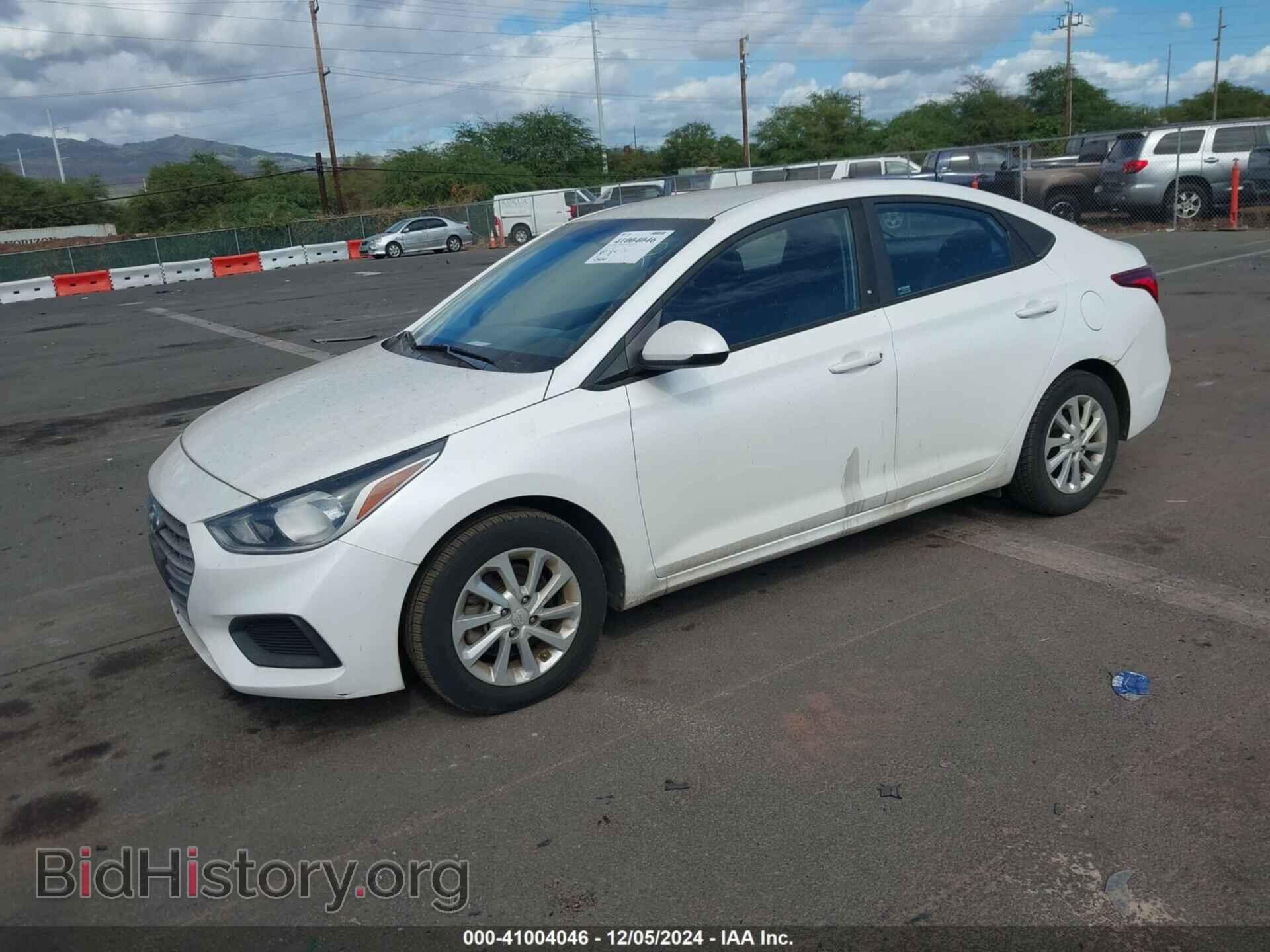 2018 HYUNDAI ACCENT - VIN: 3KPC24A32JE024316 - Фото 2