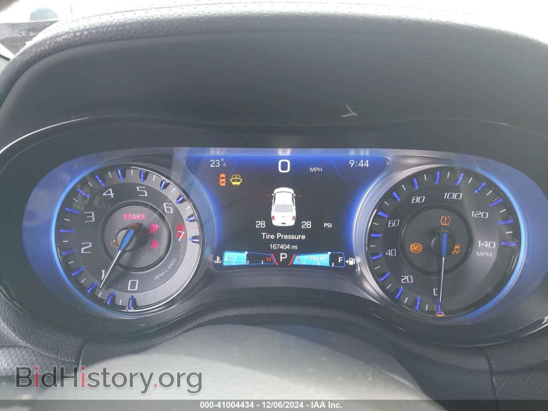 2016 CHRYSLER 300 - VIN: 2C3CCAGG3GH253305 - Фото 7