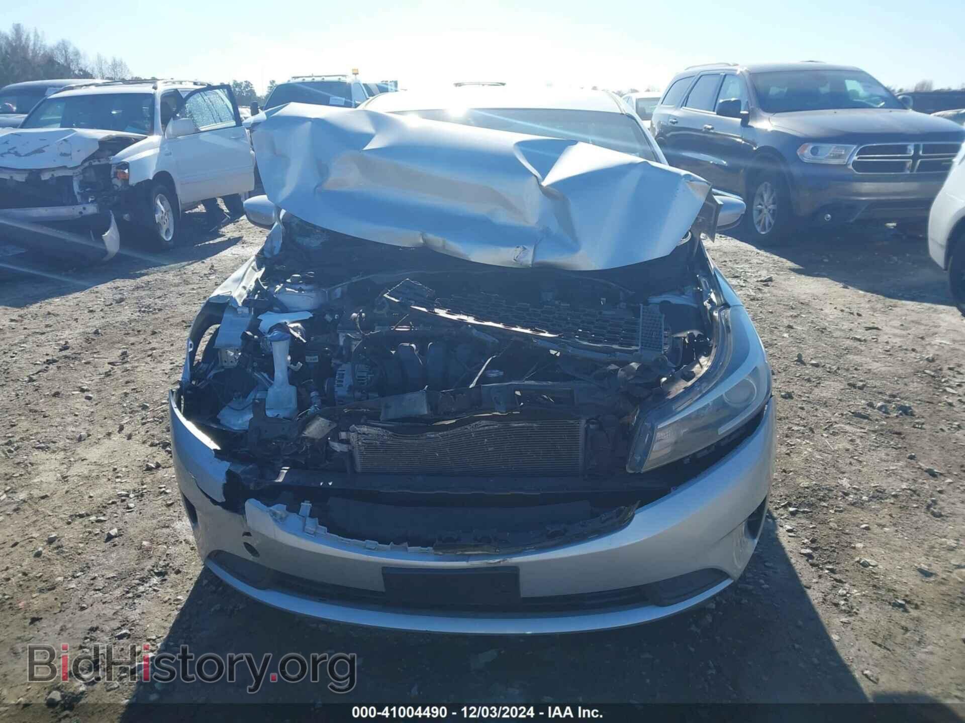 2017 KIA FORTE - VIN: 3KPFL4A75HE069208 - Фото 11