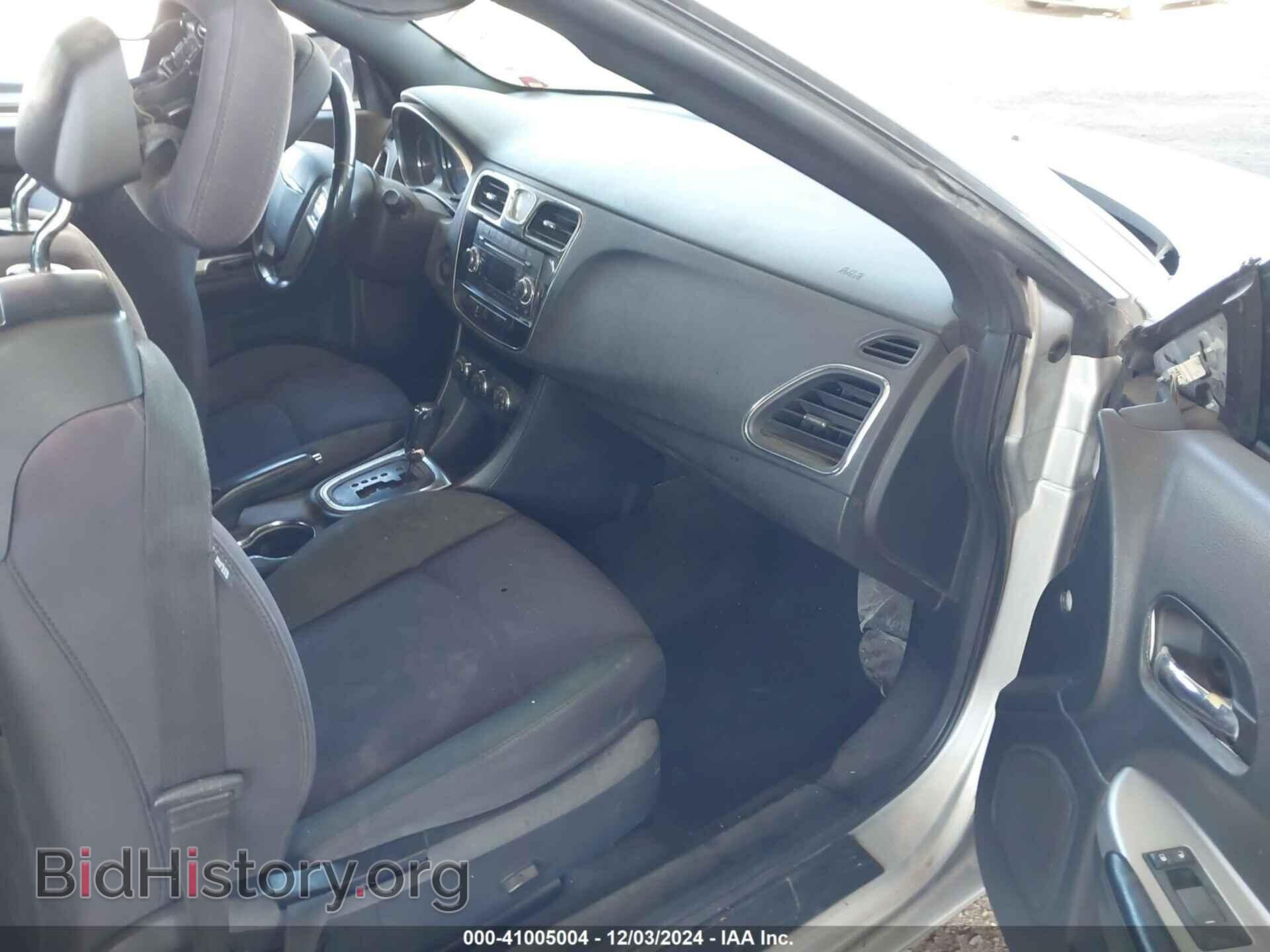 2012 CHRYSLER 200 - VIN: 1C3BCBEG5CN276087 - Фото 5