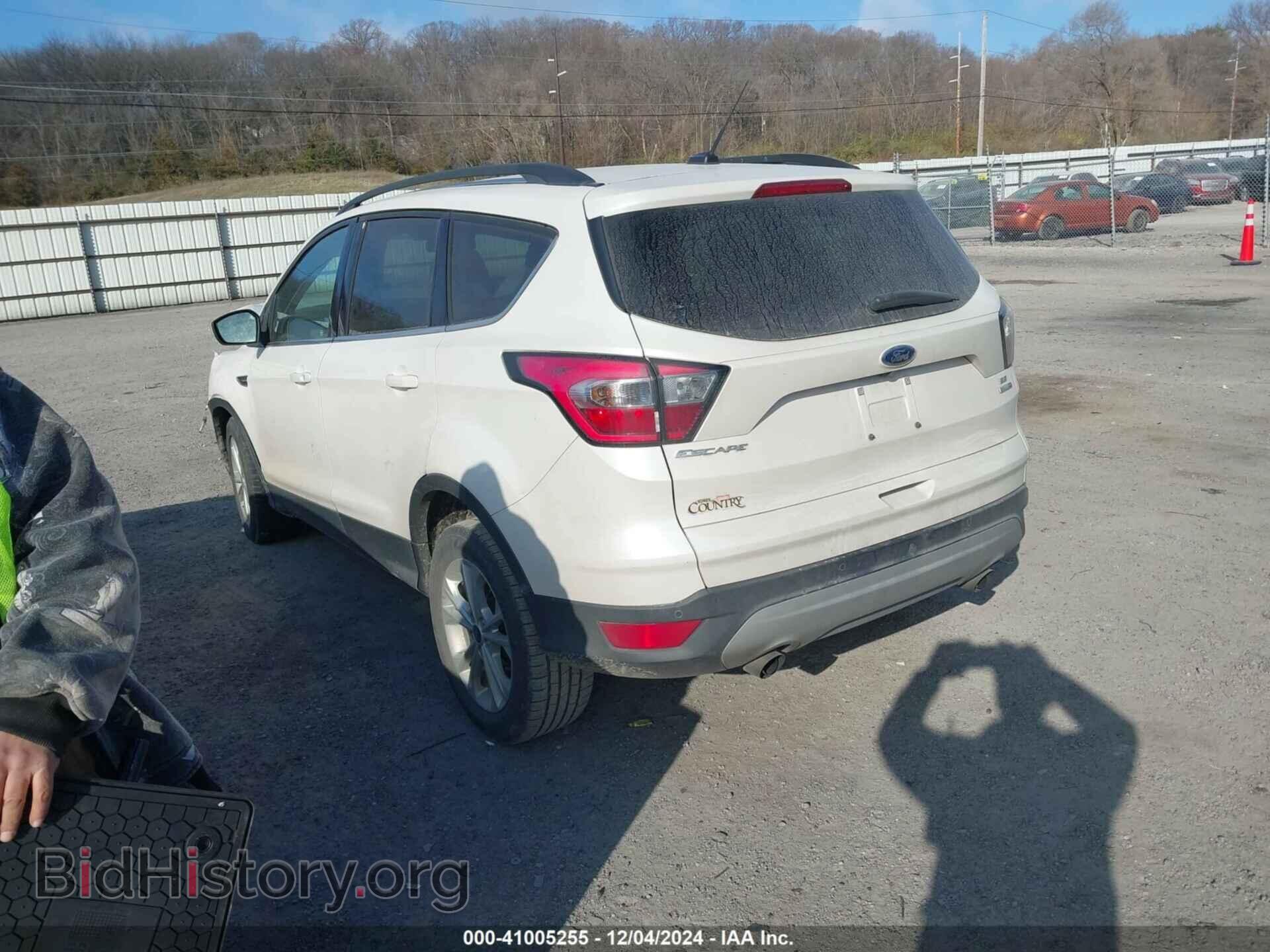 2017 FORD ESCAPE - VIN: 1FMCU9GD9HUB76642 - Фото 3
