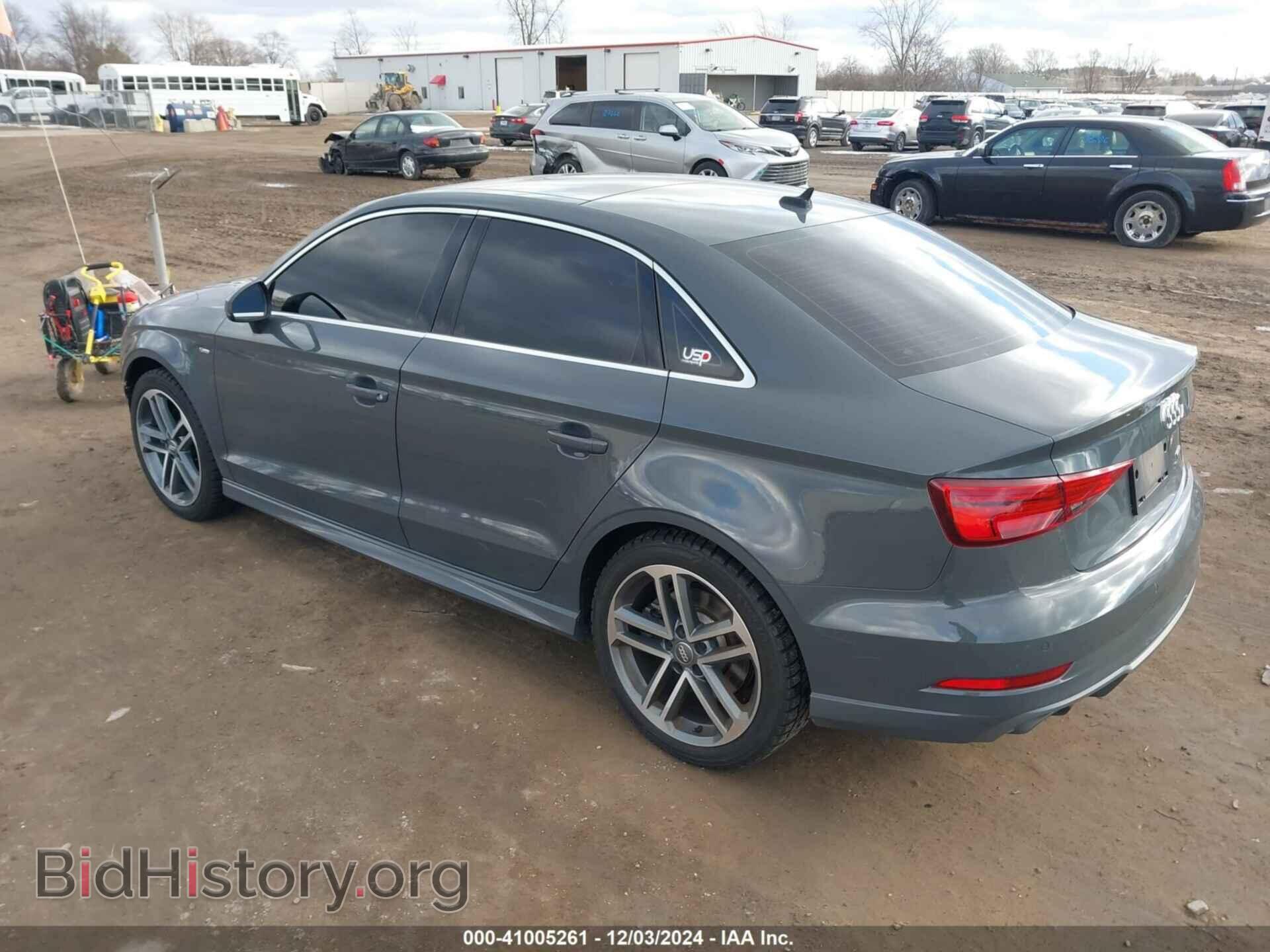 2019 AUDI A3 - VIN: WAUJEGFF3K1026516 - Фото 3