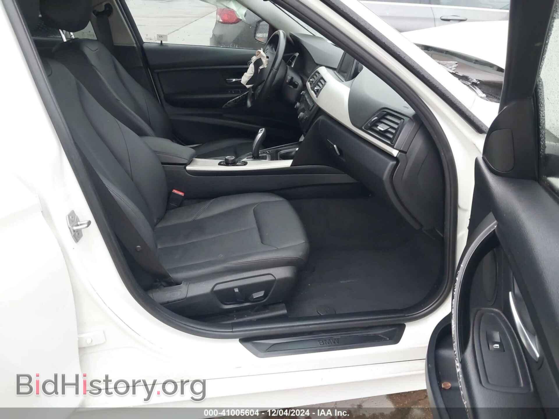 2015 BMW 320I - VIN: WBA3C3C59FK201998 - Фото 5