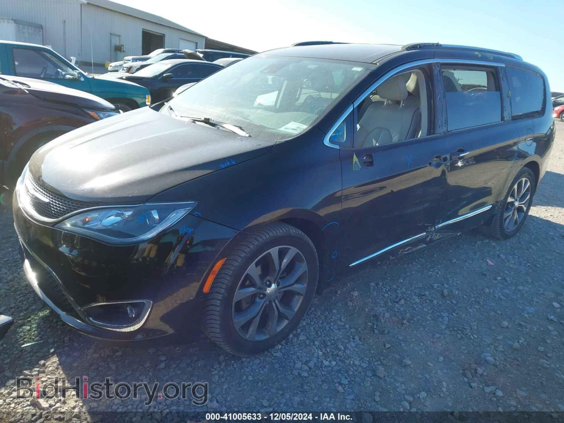 2017 CHRYSLER PACIFICA - VIN: 2C4RC1GG7HR594370 - Photo 2