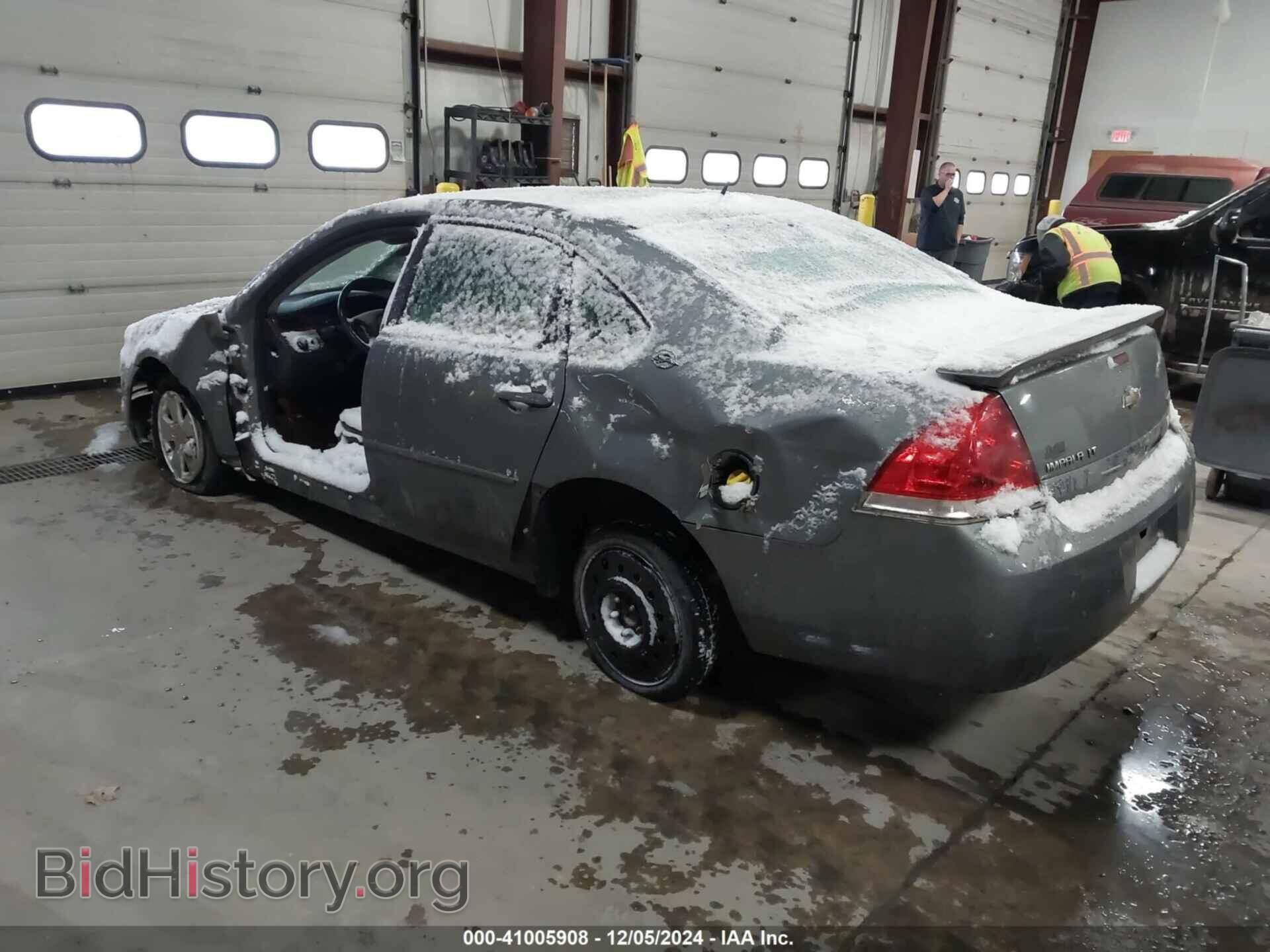 2009 CHEVROLET IMPALA - VIN: 2G1WT57K191149470 - Фото 3