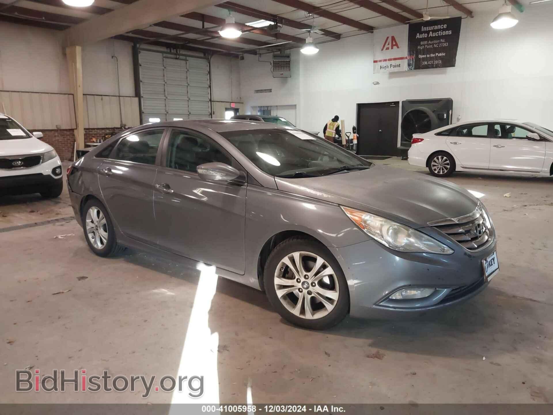 Photo 5NPEC4AC4BH032369 - HYUNDAI SONATA 2011