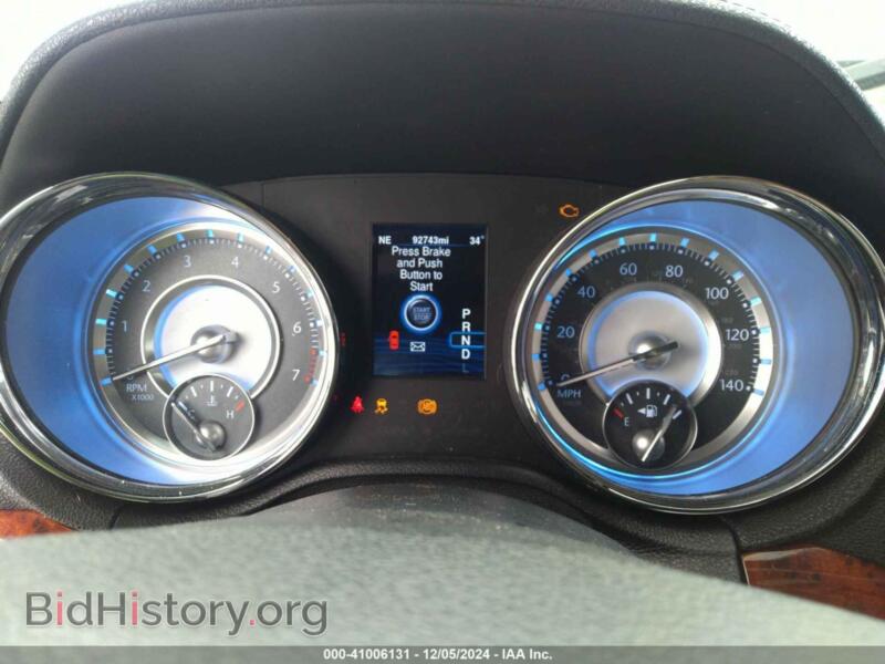 2014 Chrysler 300 (VIN 2C3CCARG3EH381781) — photo 7 of 18