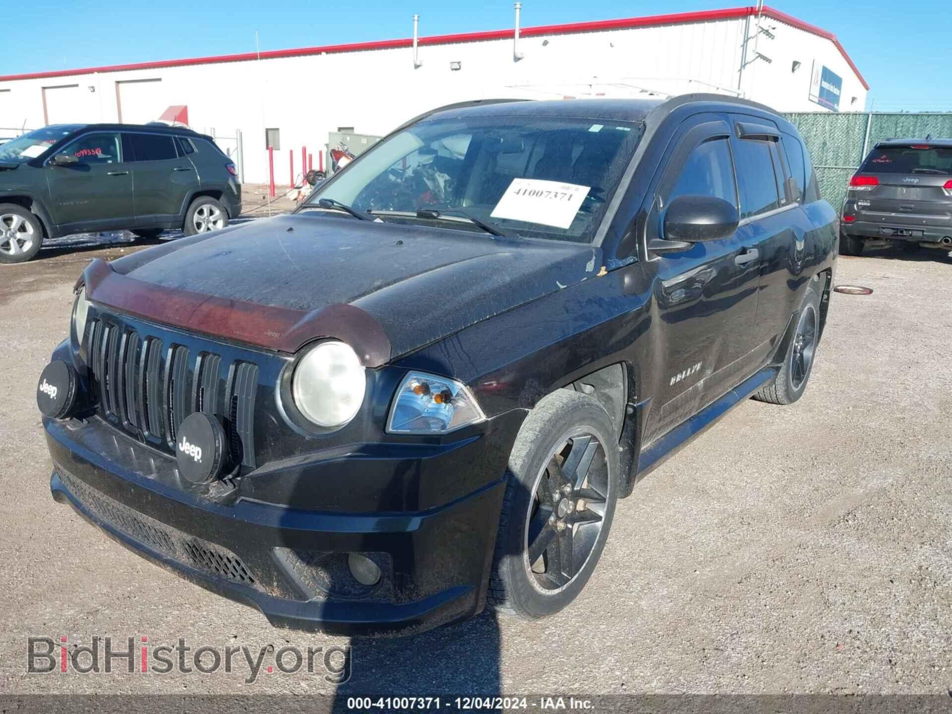 2009 JEEP COMPASS - VIN: 1J4FT47B79D203581 - Фото 2