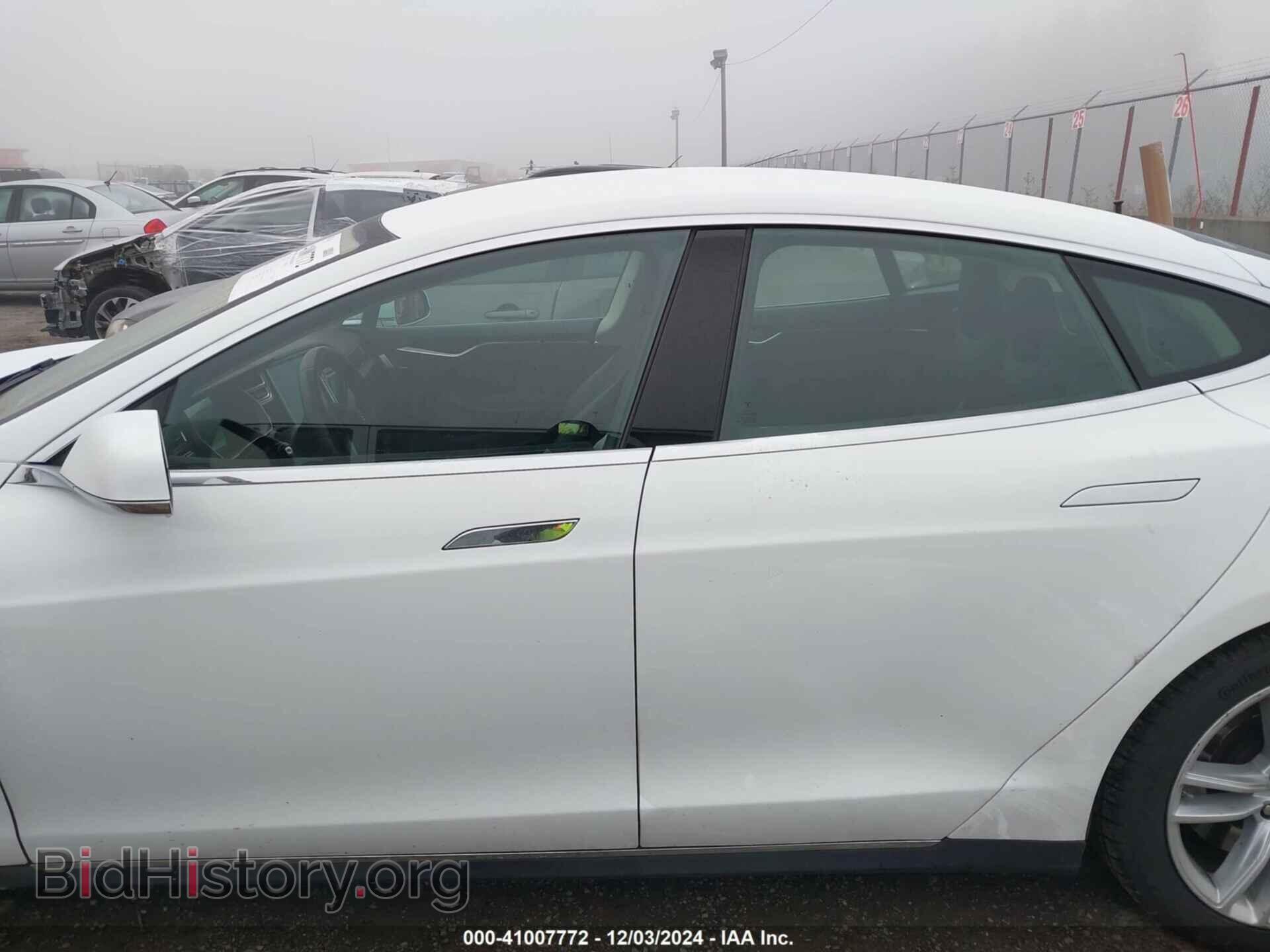 2015 TESLA MODEL S - VIN: 5YJSA1E2XFF111896 - Фото 15