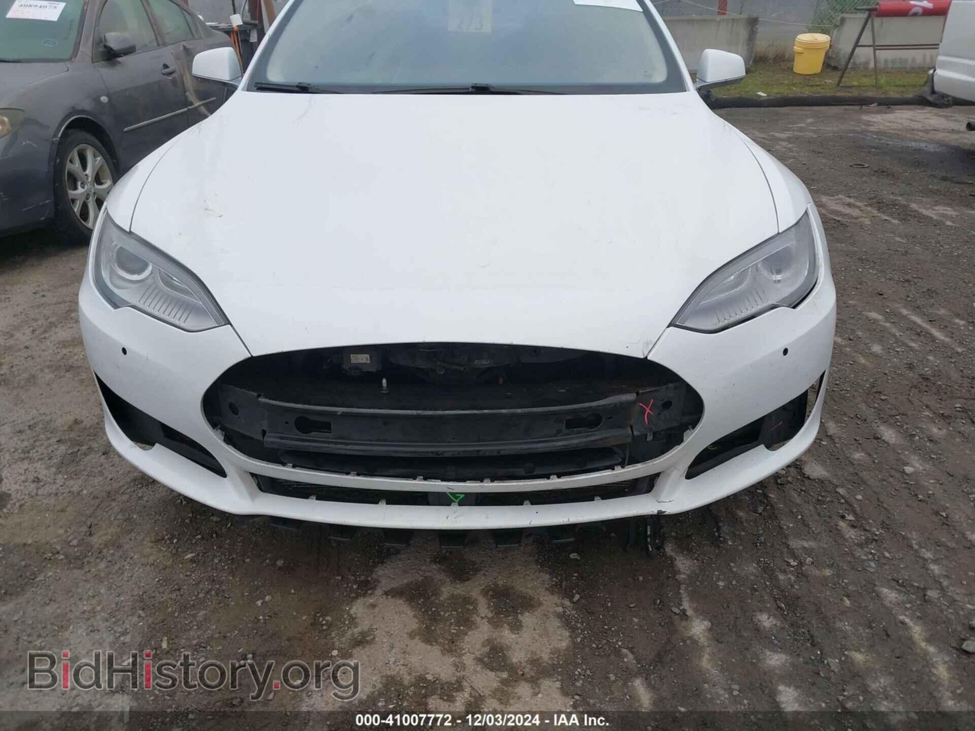2015 TESLA MODEL S - VIN: 5YJSA1E2XFF111896 - Фото 24