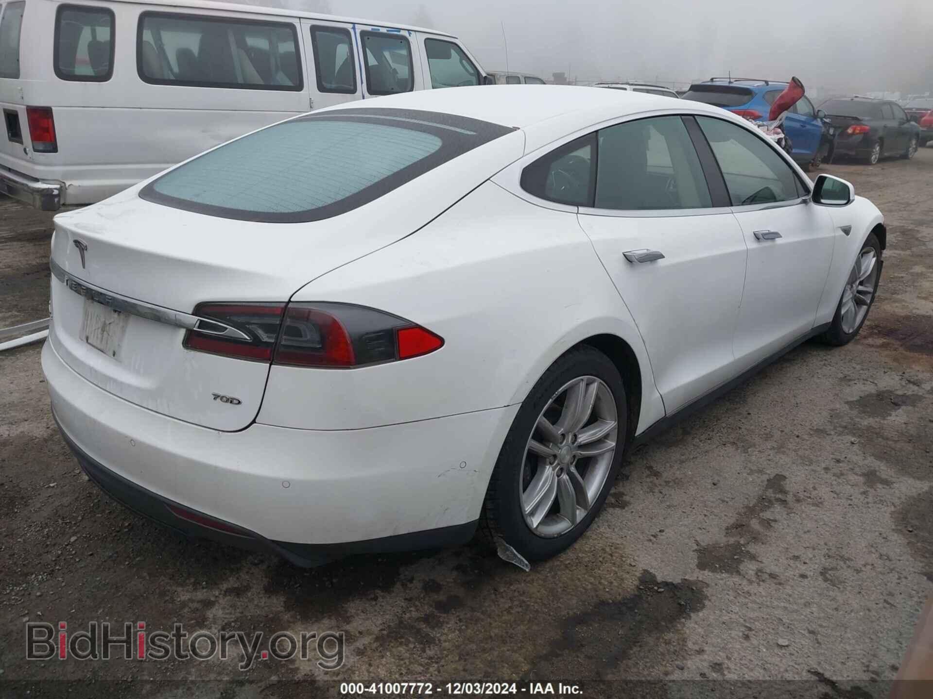 2015 TESLA MODEL S - VIN: 5YJSA1E2XFF111896 - Фото 4