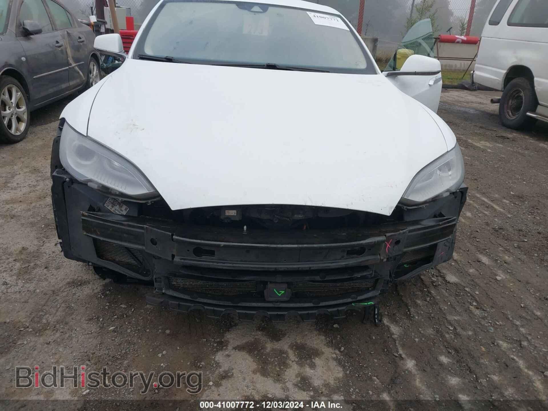 2015 TESLA MODEL S - VIN: 5YJSA1E2XFF111896 - Фото 6