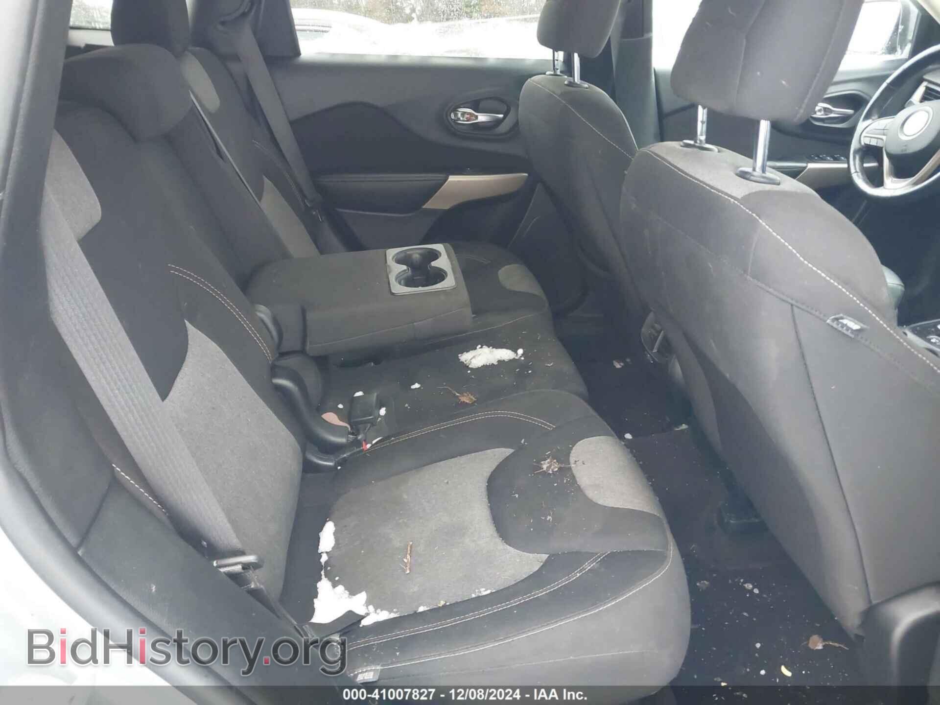 2018 JEEP CHEROKEE - VIN: 1C4PJMCB3JD529713 - Фото 8