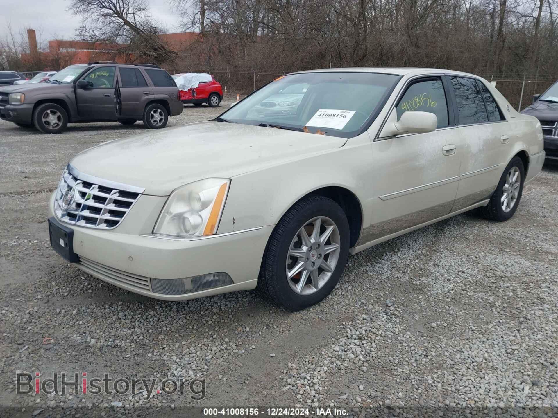2011 CADILLAC DTS - VIN: 1G6KD5E61BU143884 - Фото 2