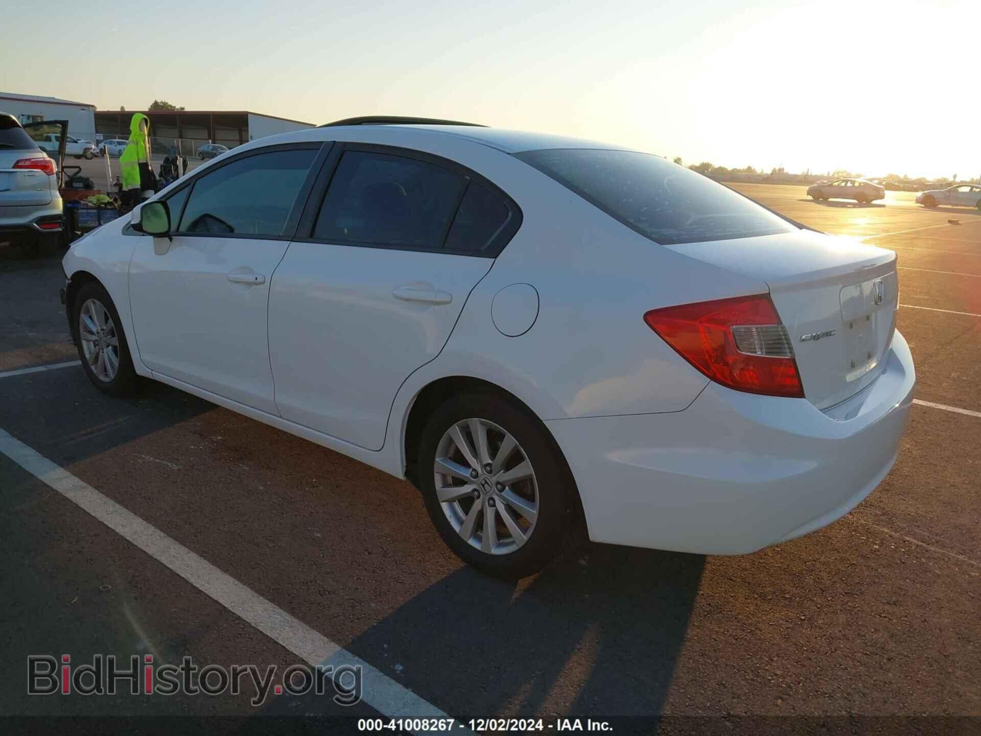 2012 HONDA CIVIC - VIN: 19XFB2F86CE308587 - Фото 3