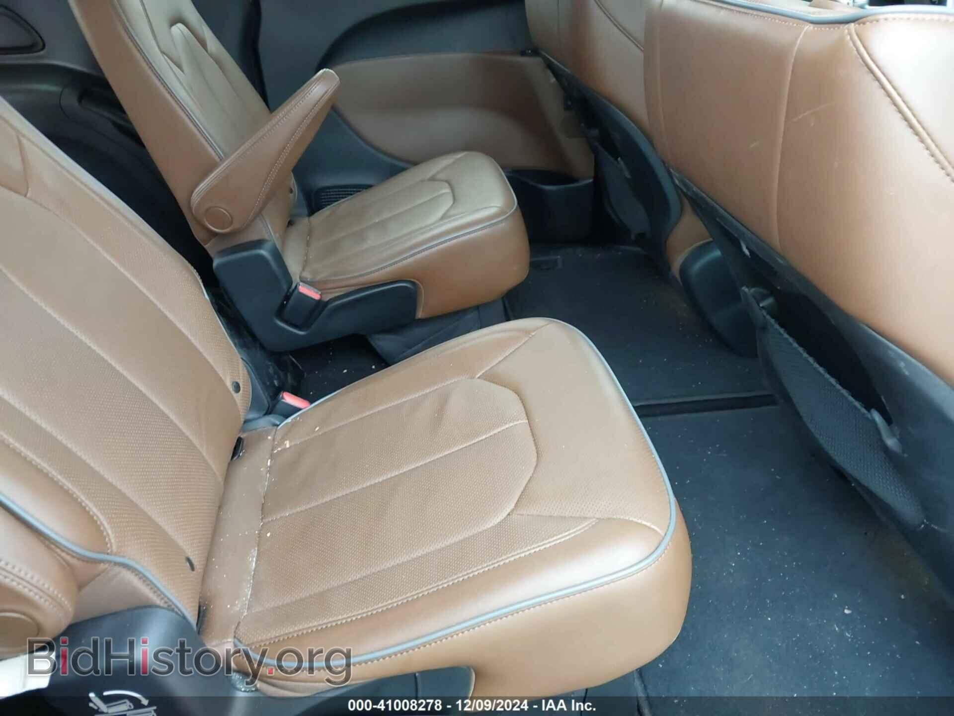 2018 CHRYSLER PACIFICA - VIN: 2C4RC1GG9JR261674 - Photo 8