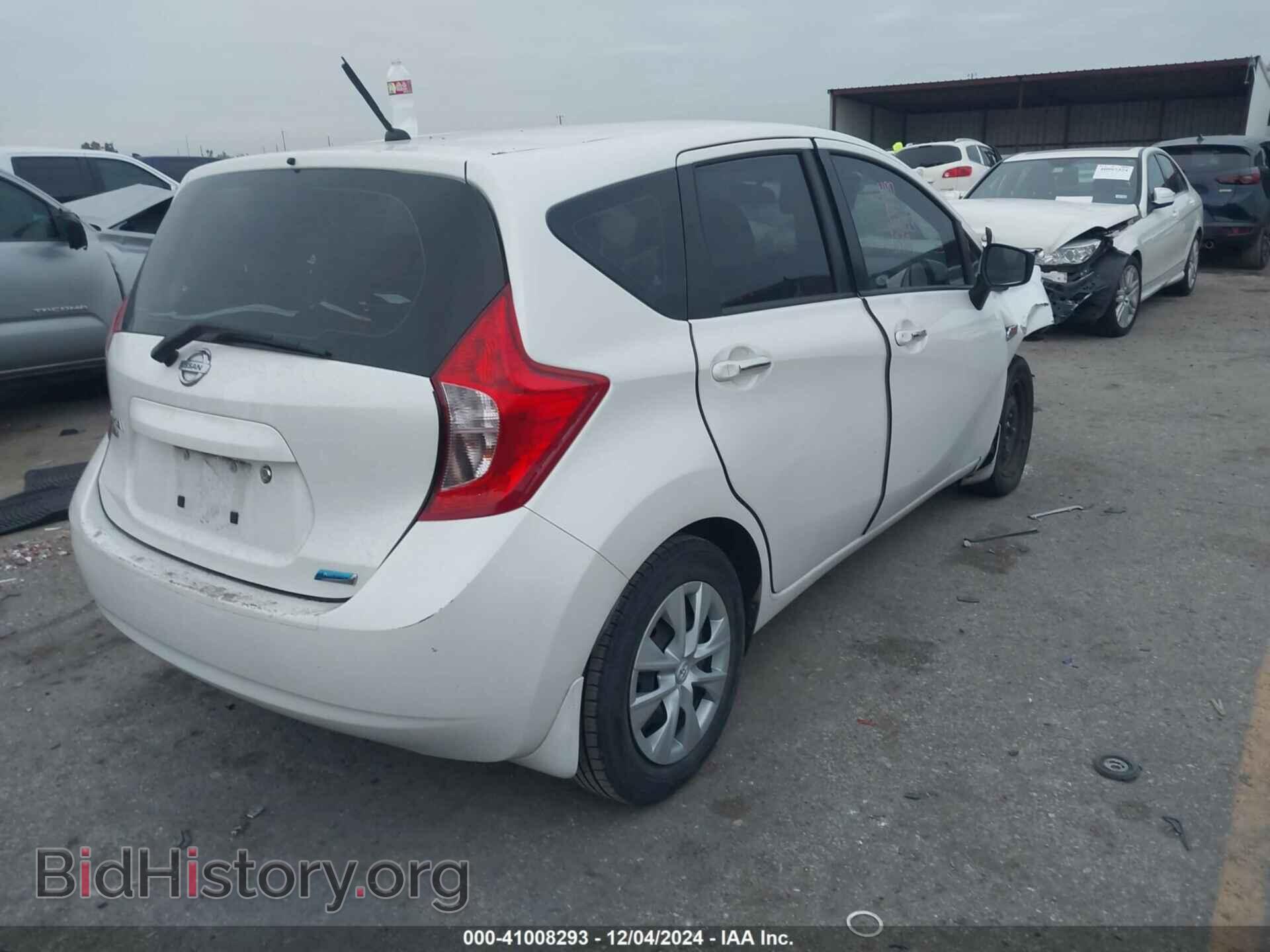 2015 NISSAN VERSA NOTE - VIN: 3N1CE2CP1FL371038 - Фото 4