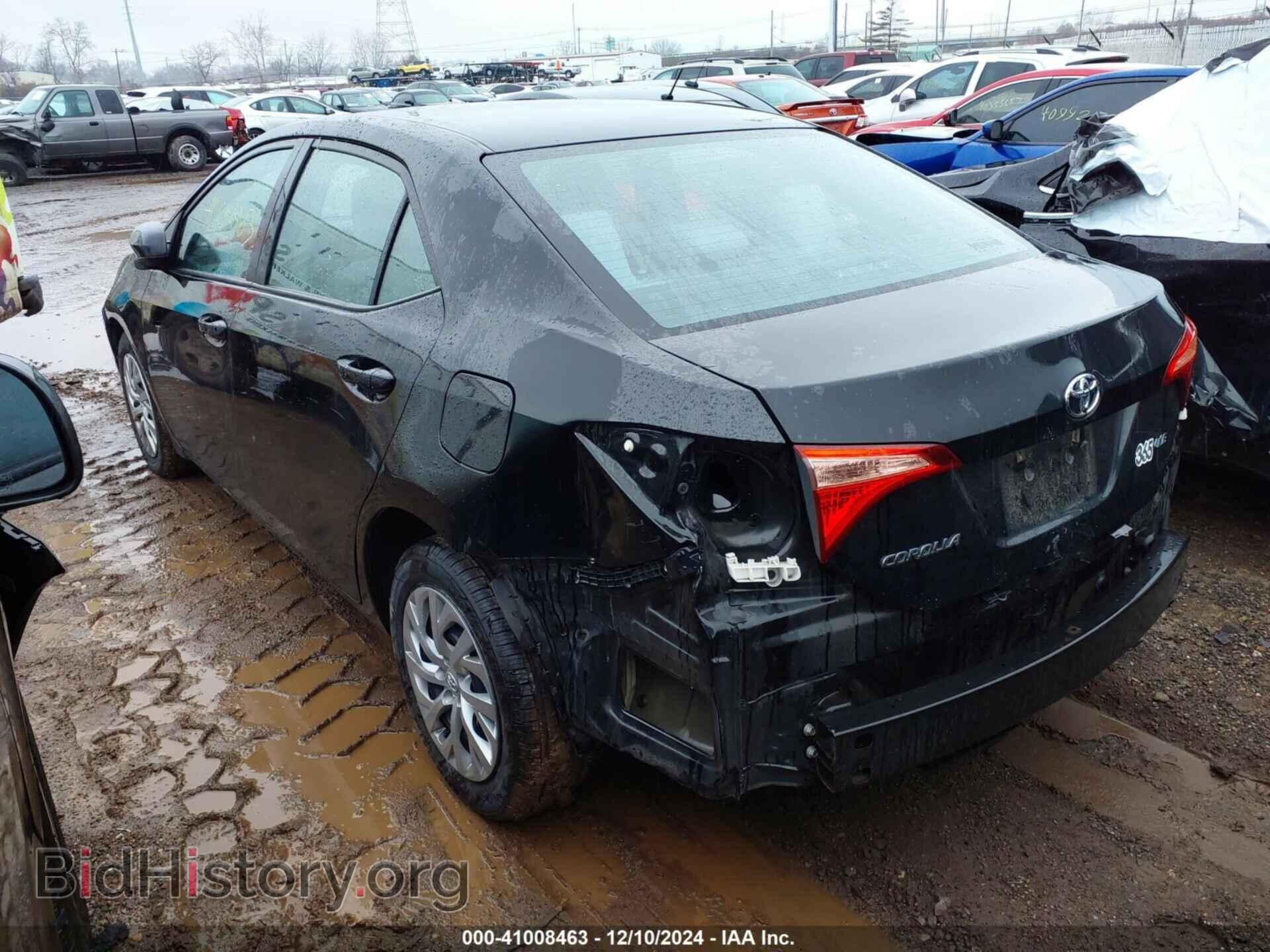 2018 TOYOTA COROLLA - VIN: 2T1BURHE8JC011966 - Фото 3