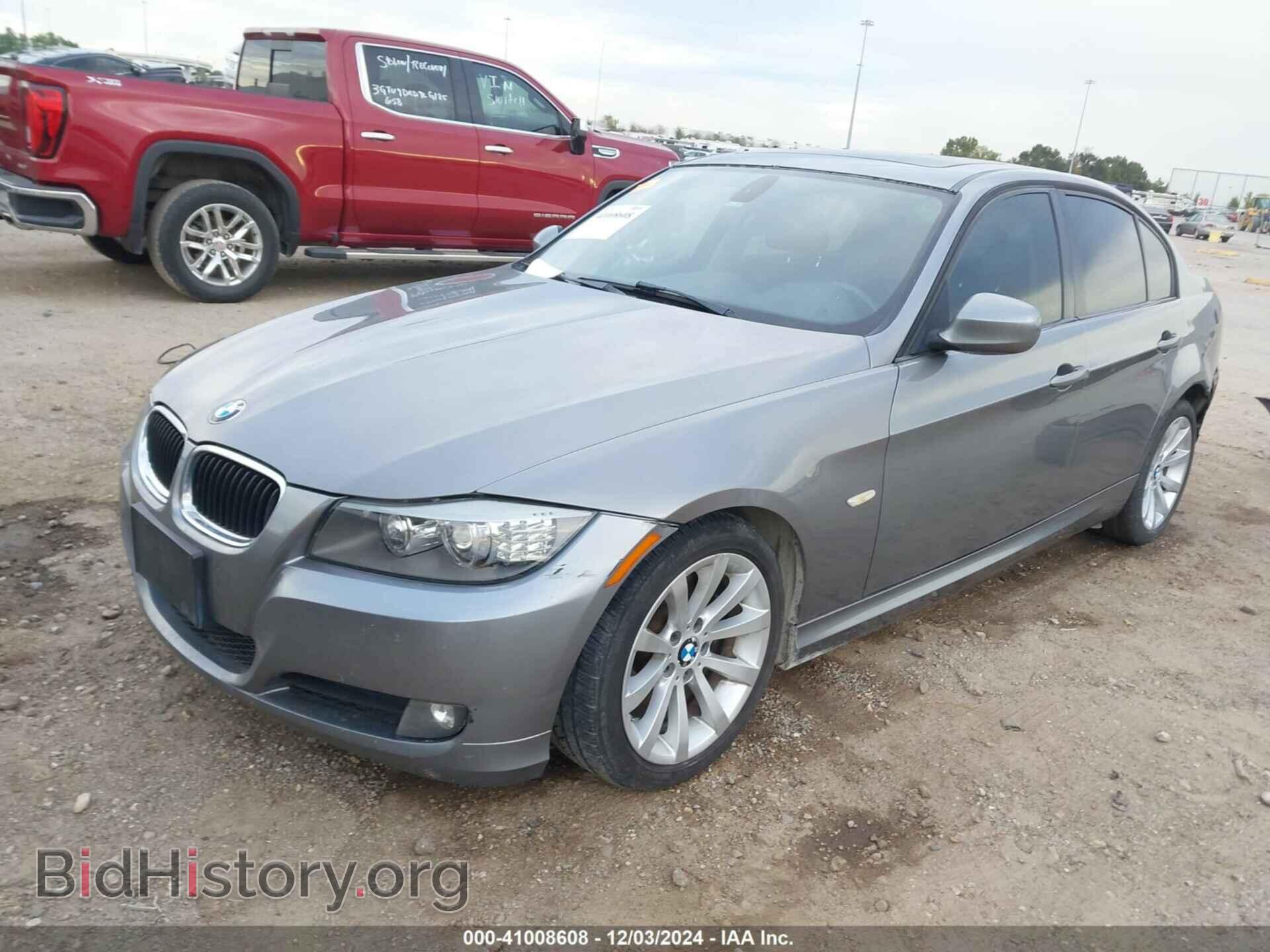 2011 BMW 328I - VIN: WBAPH7C52BE680638 - Фото 2