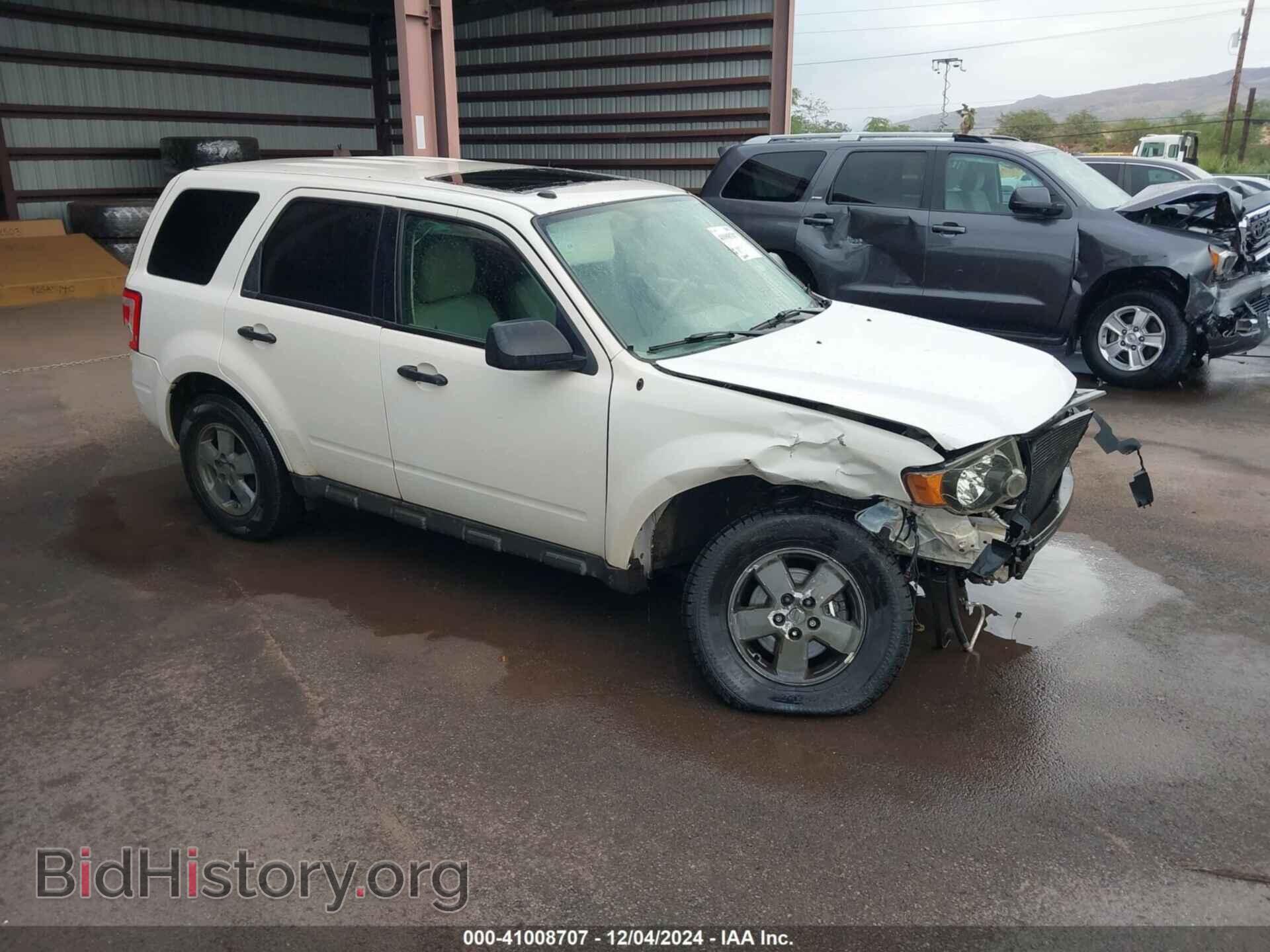 Фотография 1FMCU0DG3AKC63724 - FORD ESCAPE 2010