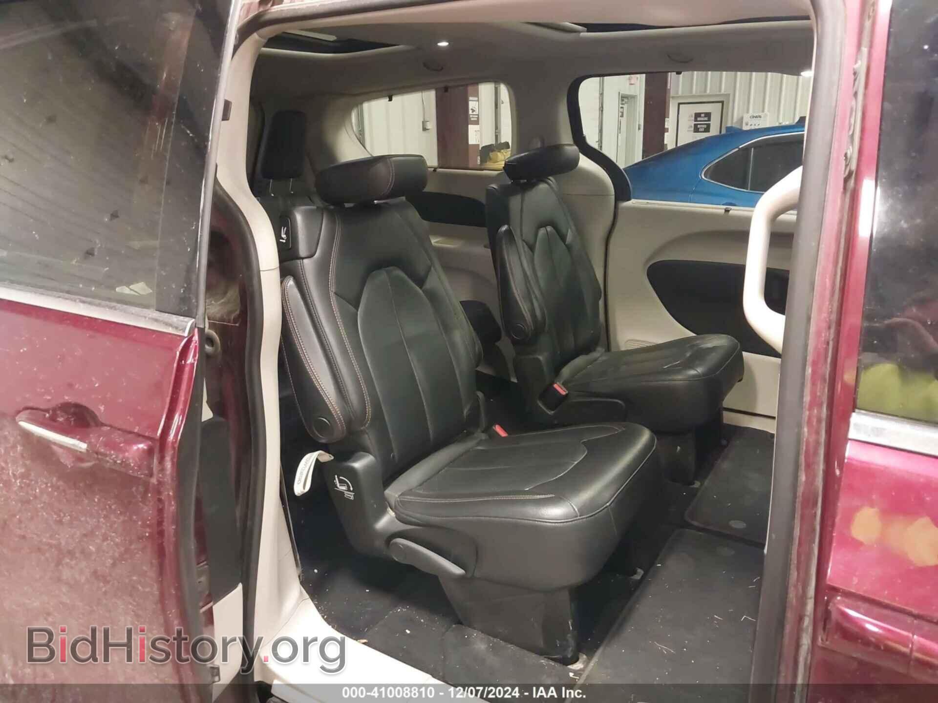 2018 CHRYSLER PACIFICA - VIN: 2C4RC1EG0JR330237 - Photo 8