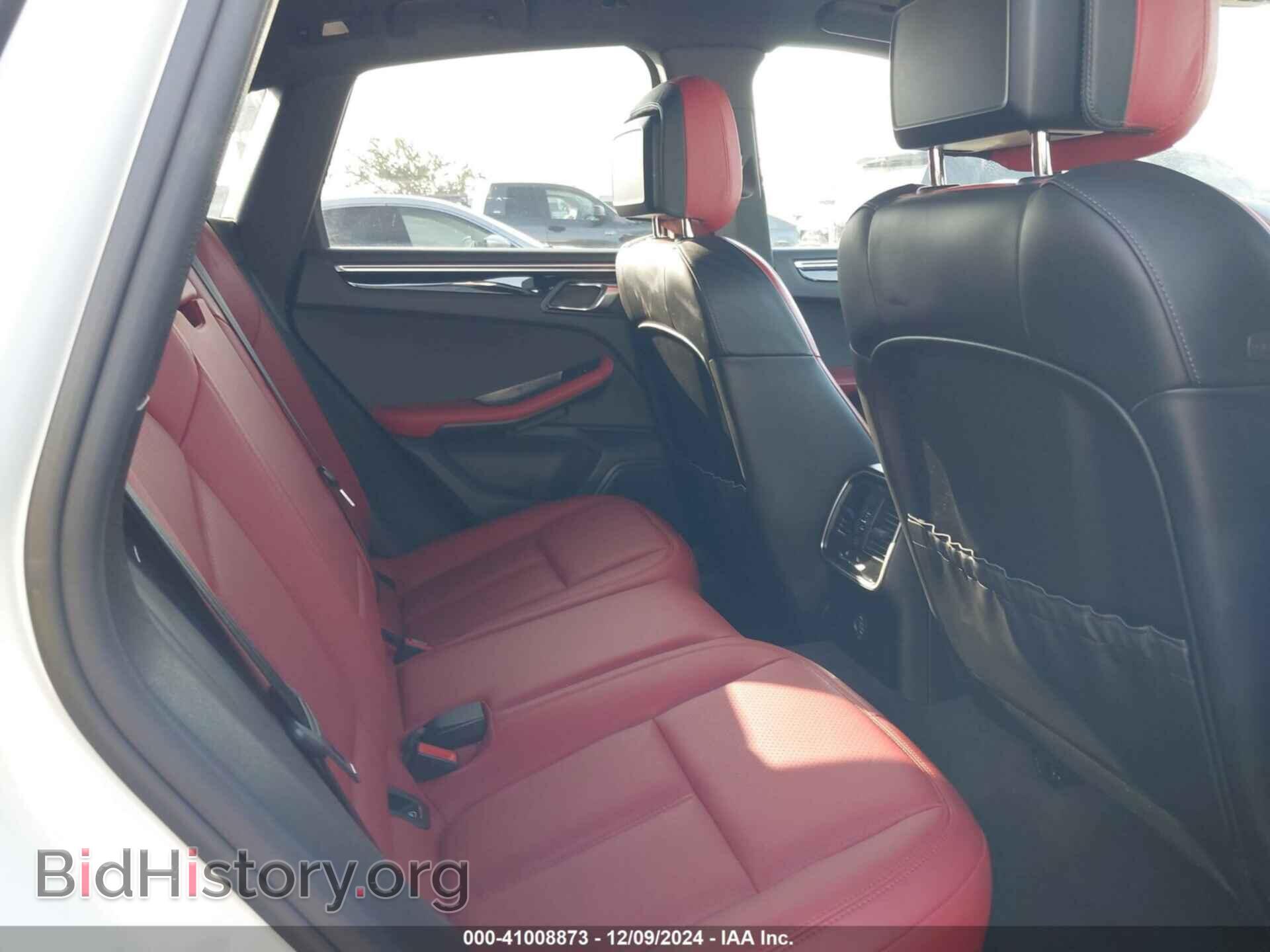 2019 PORSCHE MACAN - VIN: WP1AA2A50KLB02065 - Photo 8
