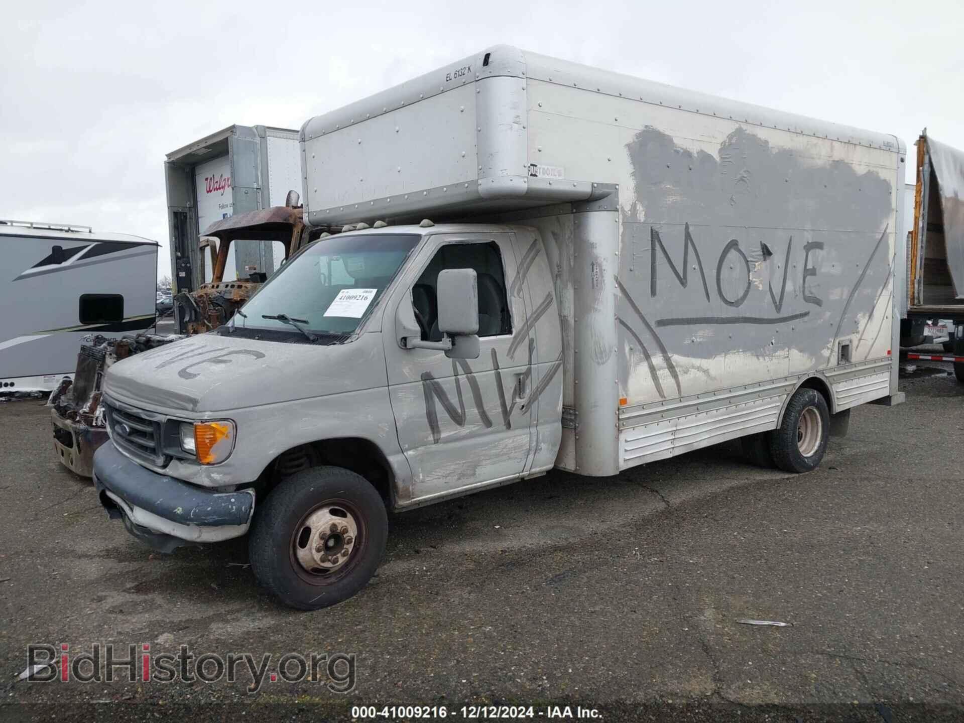 2006 FORD E-450 CUTAWAY - VIN: 1FDXE45S96HA82186 - Фото 2