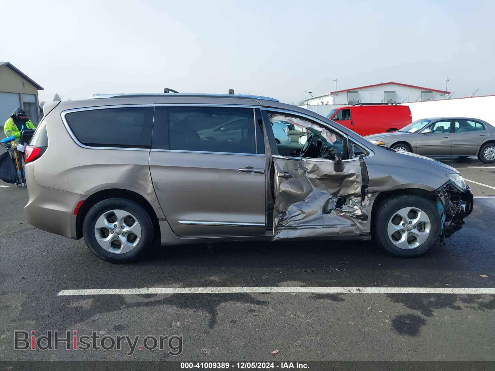 2017 CHRYSLER PACIFICA - VIN: 2C4RC1EG0HR726677 - Фото 13