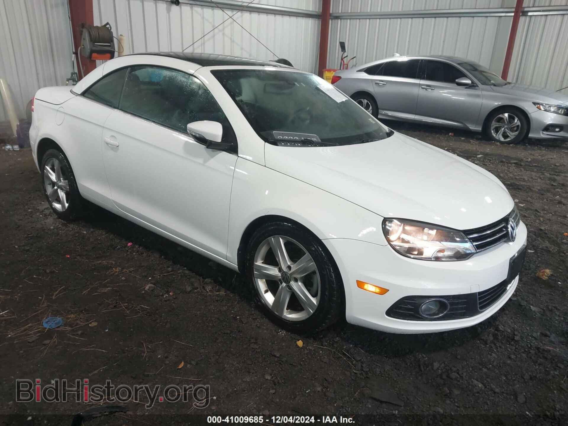 Фотография WVWFW7AH5CV007720 - VOLKSWAGEN EOS 2012