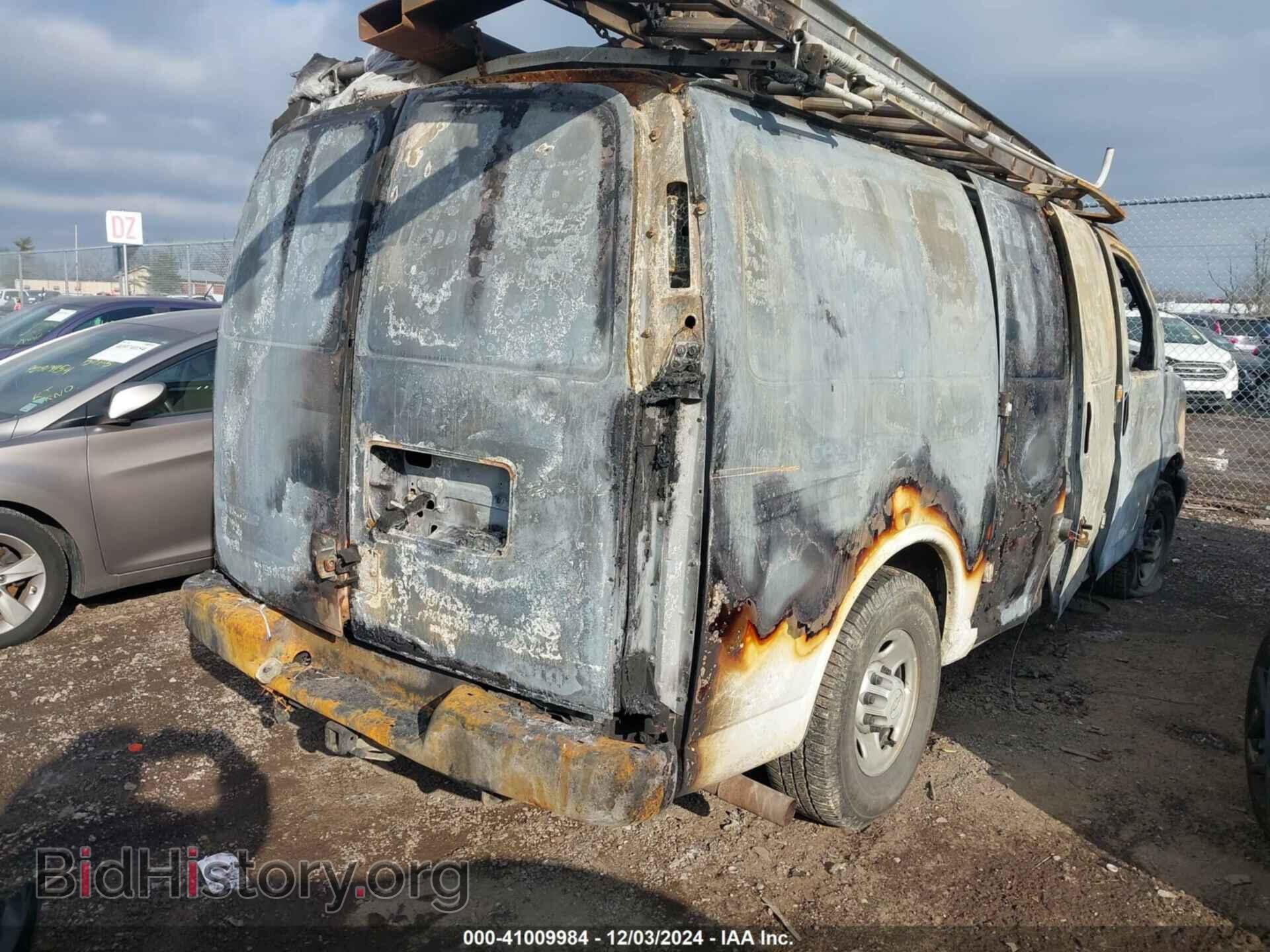 2008 CHEVROLET EXPRESS - VIN: 1GCHG35K481117774 - Фото 4