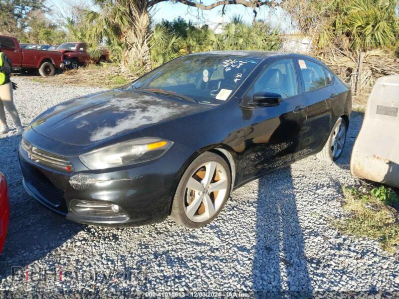 2015 Dodge DART (VIN 1C3CDFEBXFD160195) — фото 2 из 11